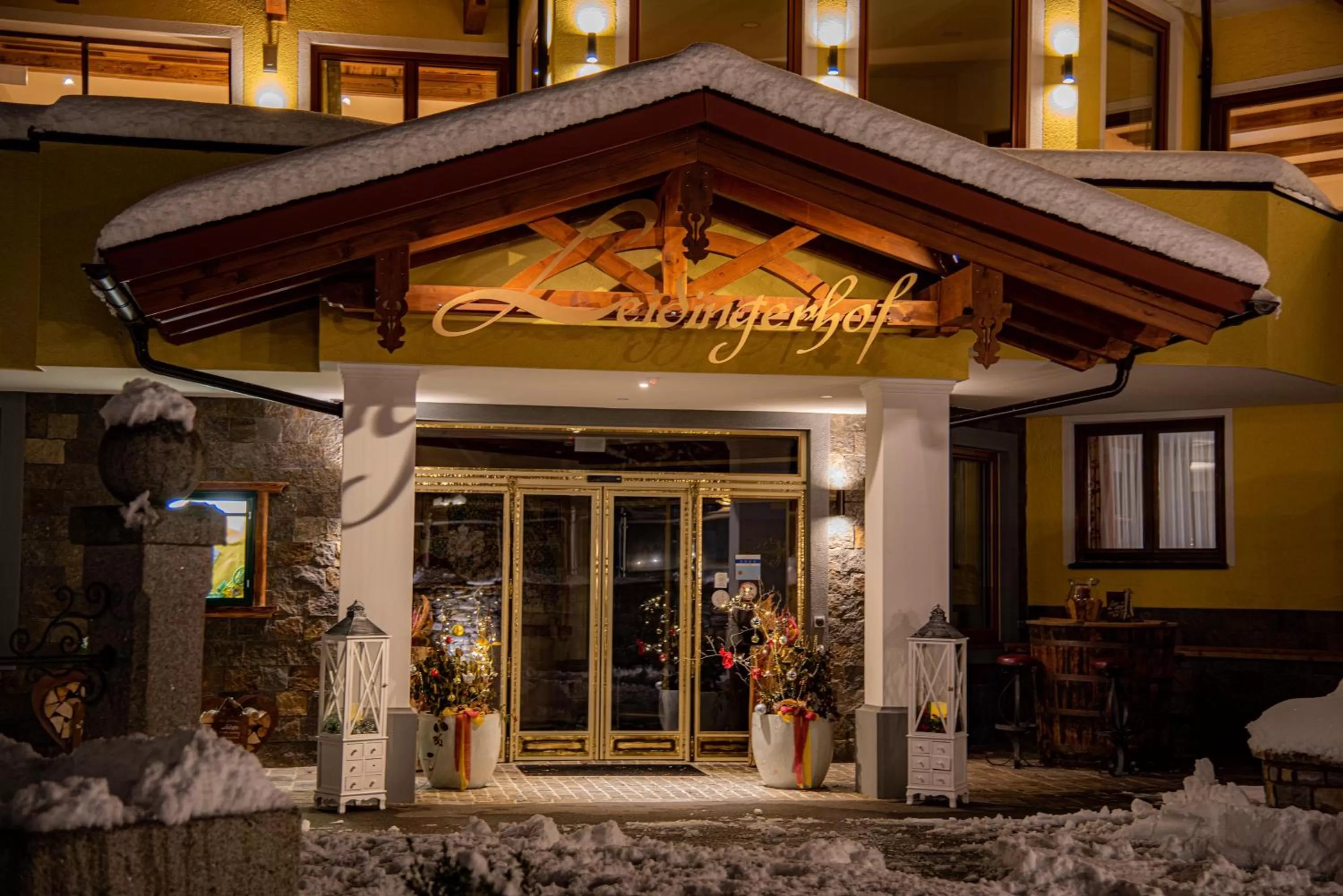 Property building in Panorama Hotel Gasthof Leidingerhof