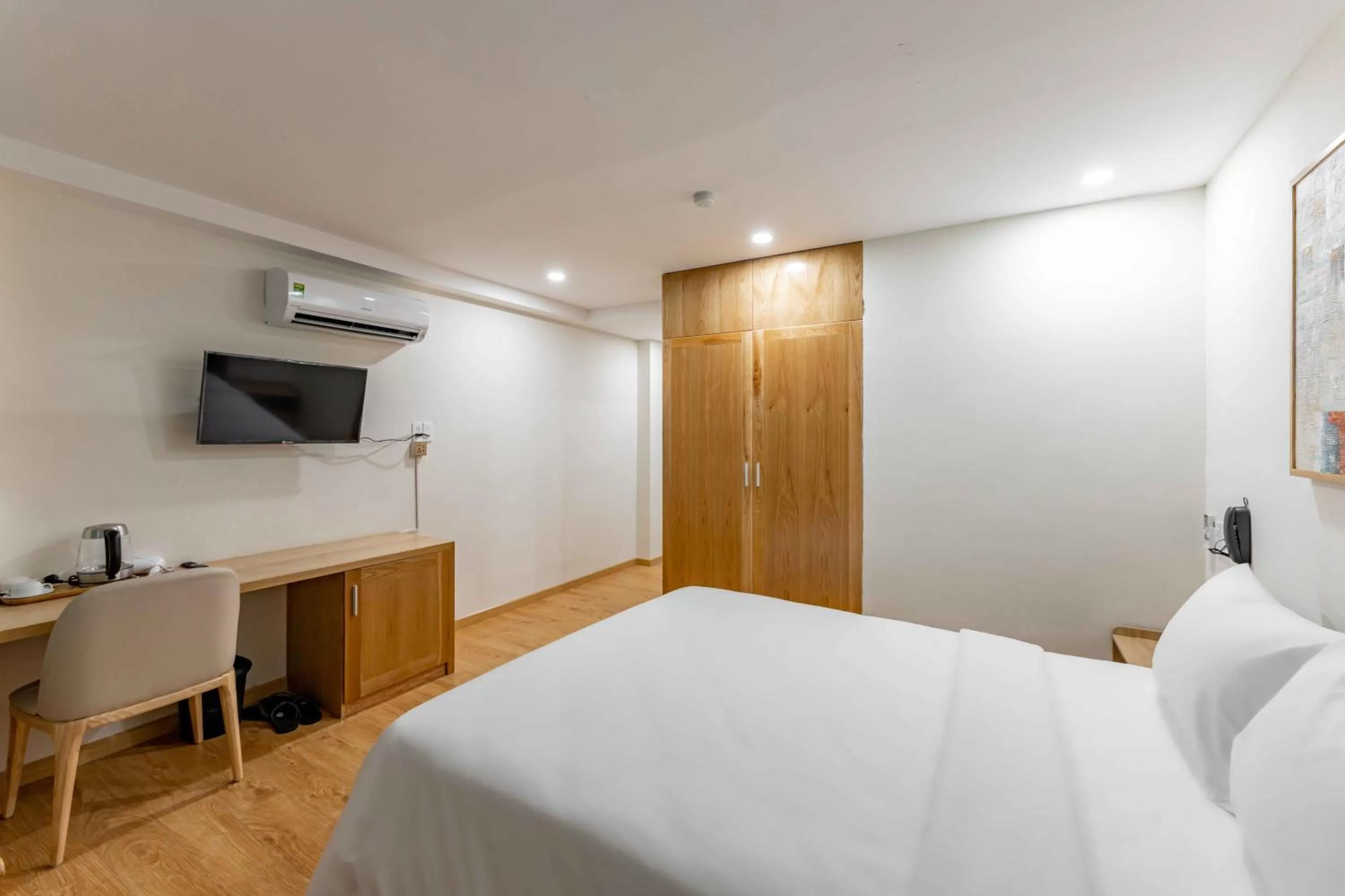 Bed in Edoya hotel Dong Khoi