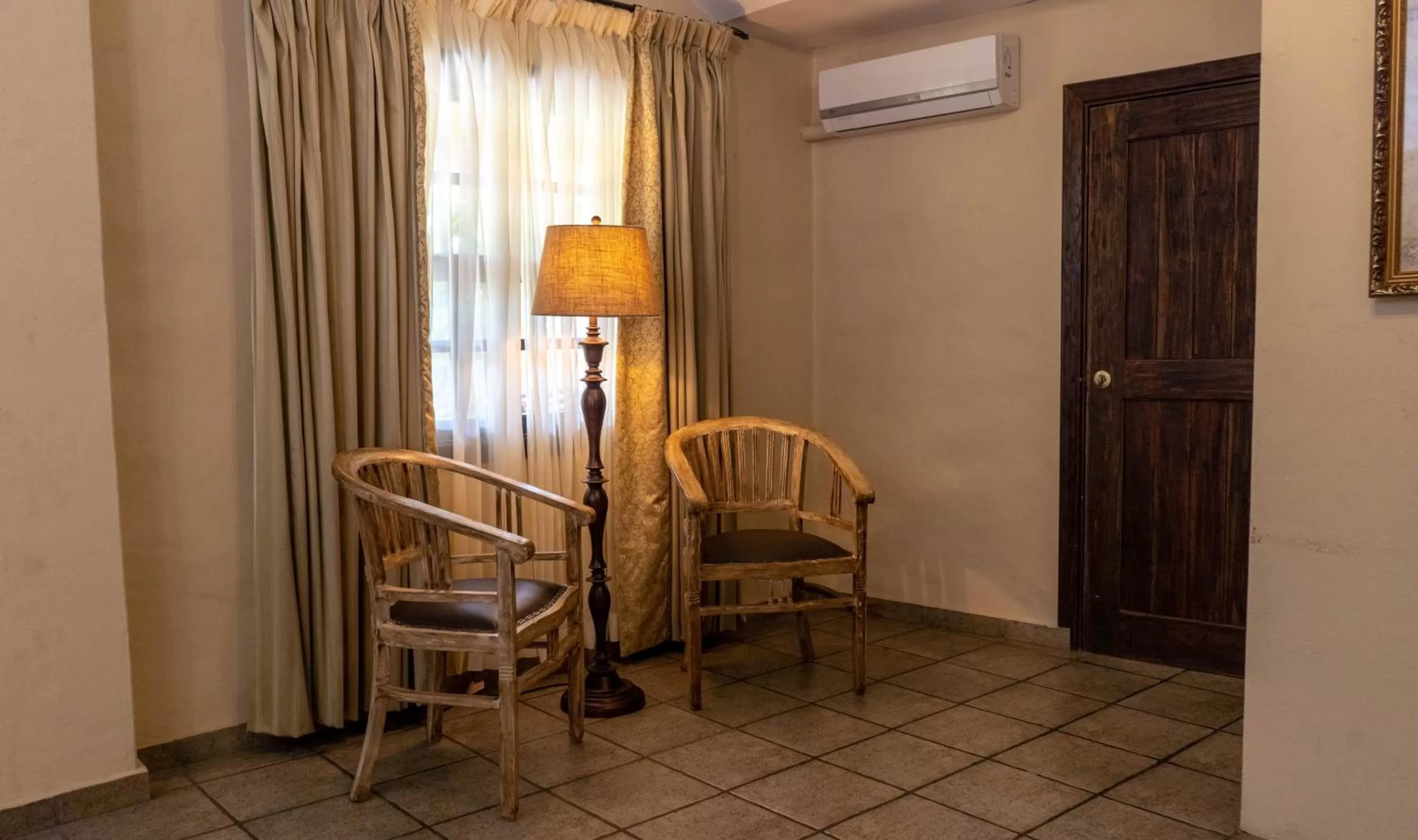Seating area in Valle Escondido Resort