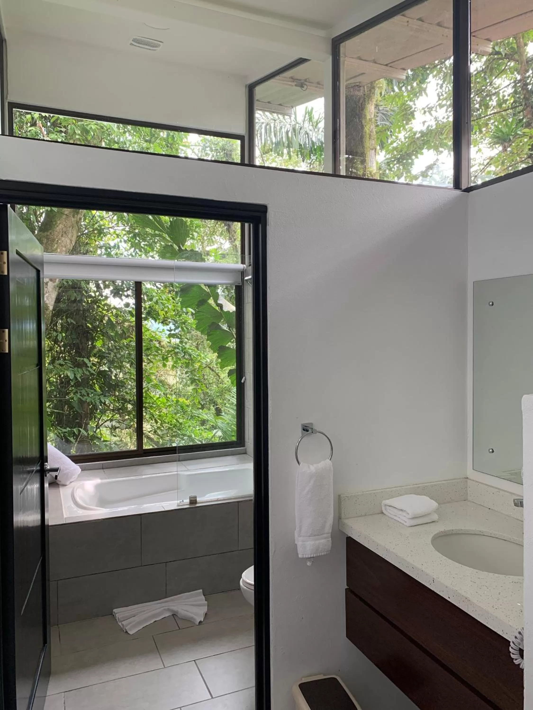 Bathroom in Sangregado Lodge
