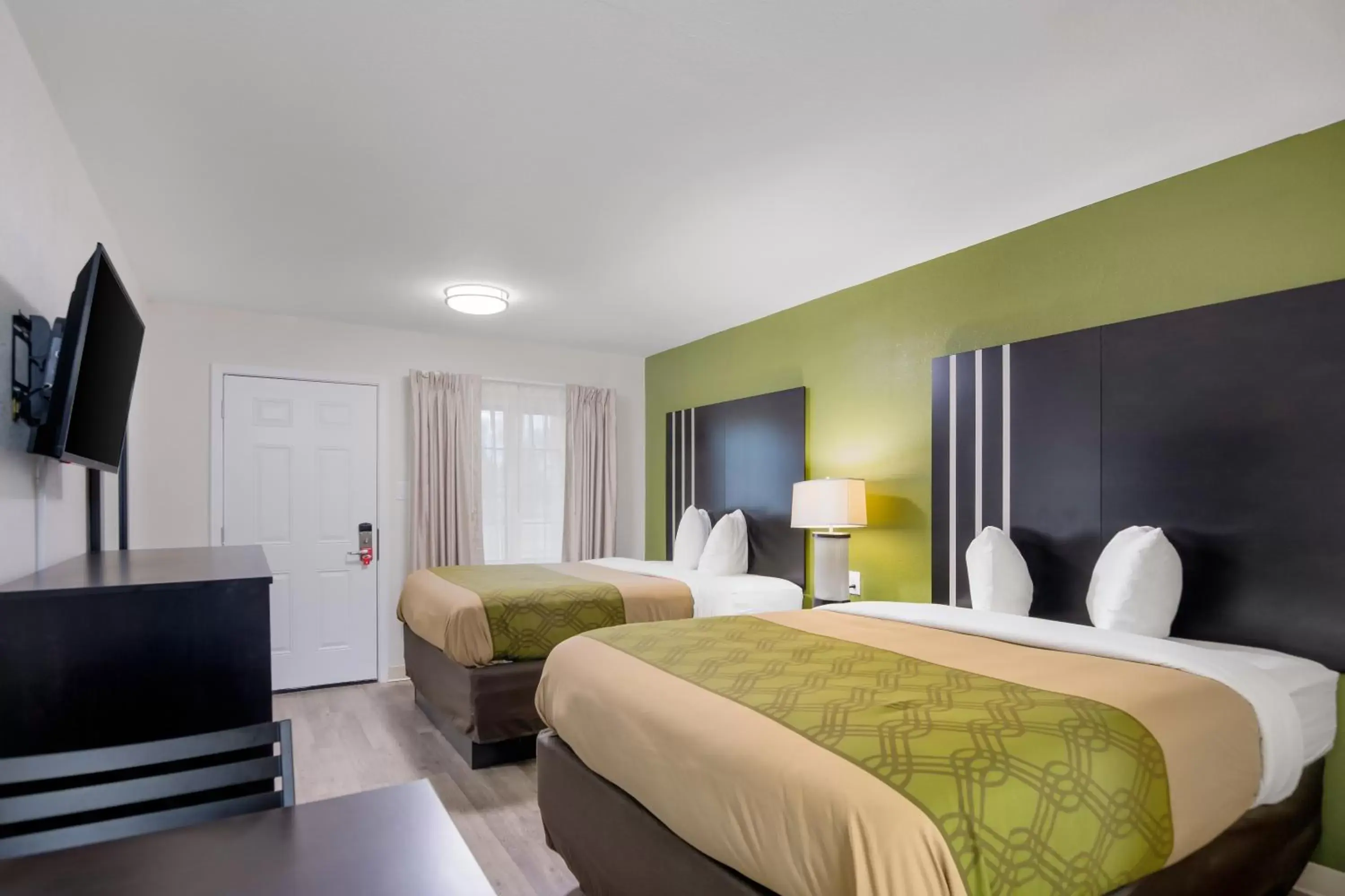 Queen Room with Two Queen Beds - Non-Smoking in Super 8 by Wyndham Palestine TX Queen Room with Two Queen Beds - Non-Smoking in Super 8 by Wyndham Palestine TX