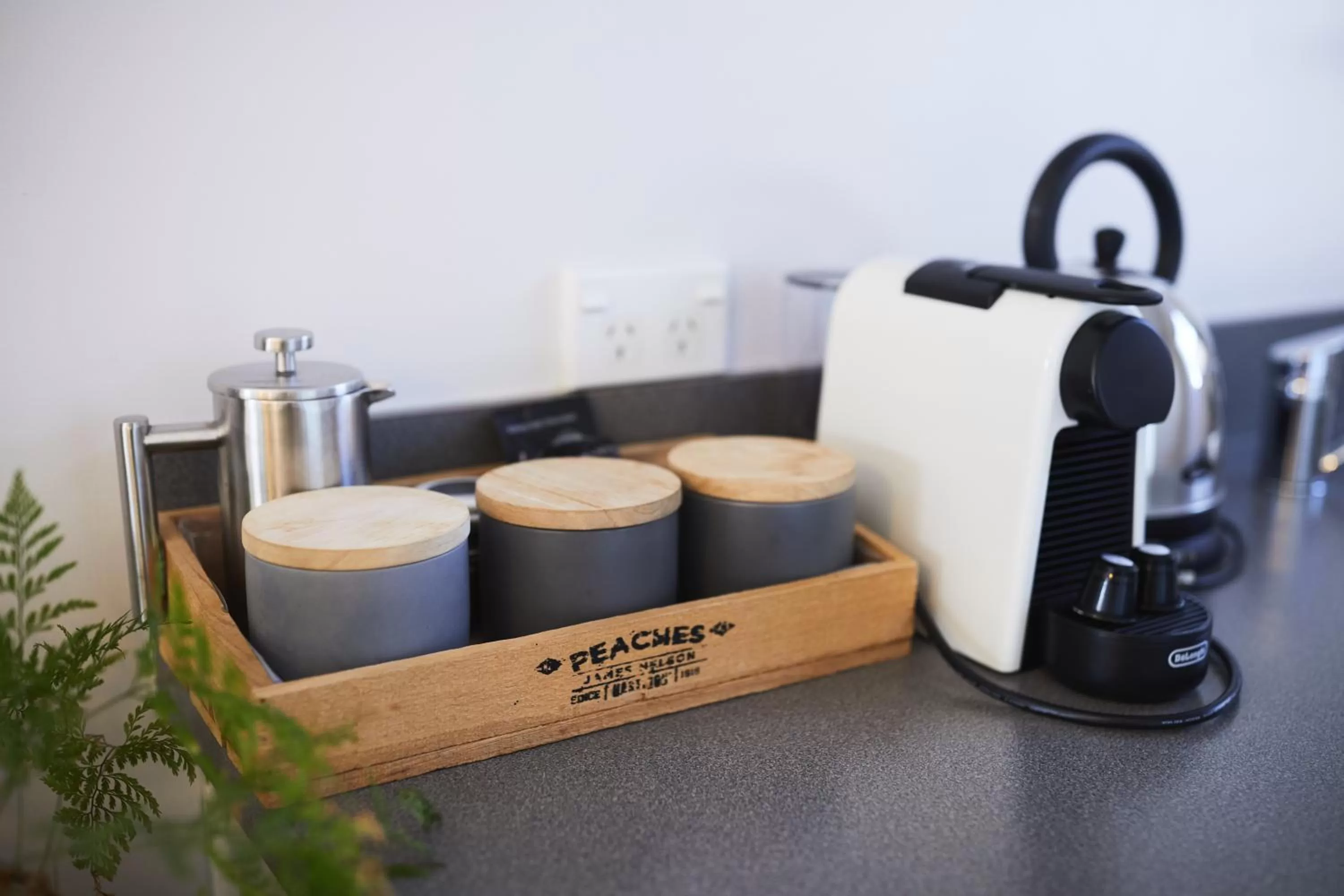 Coffee/tea facilities in Blenheim Palms Motel