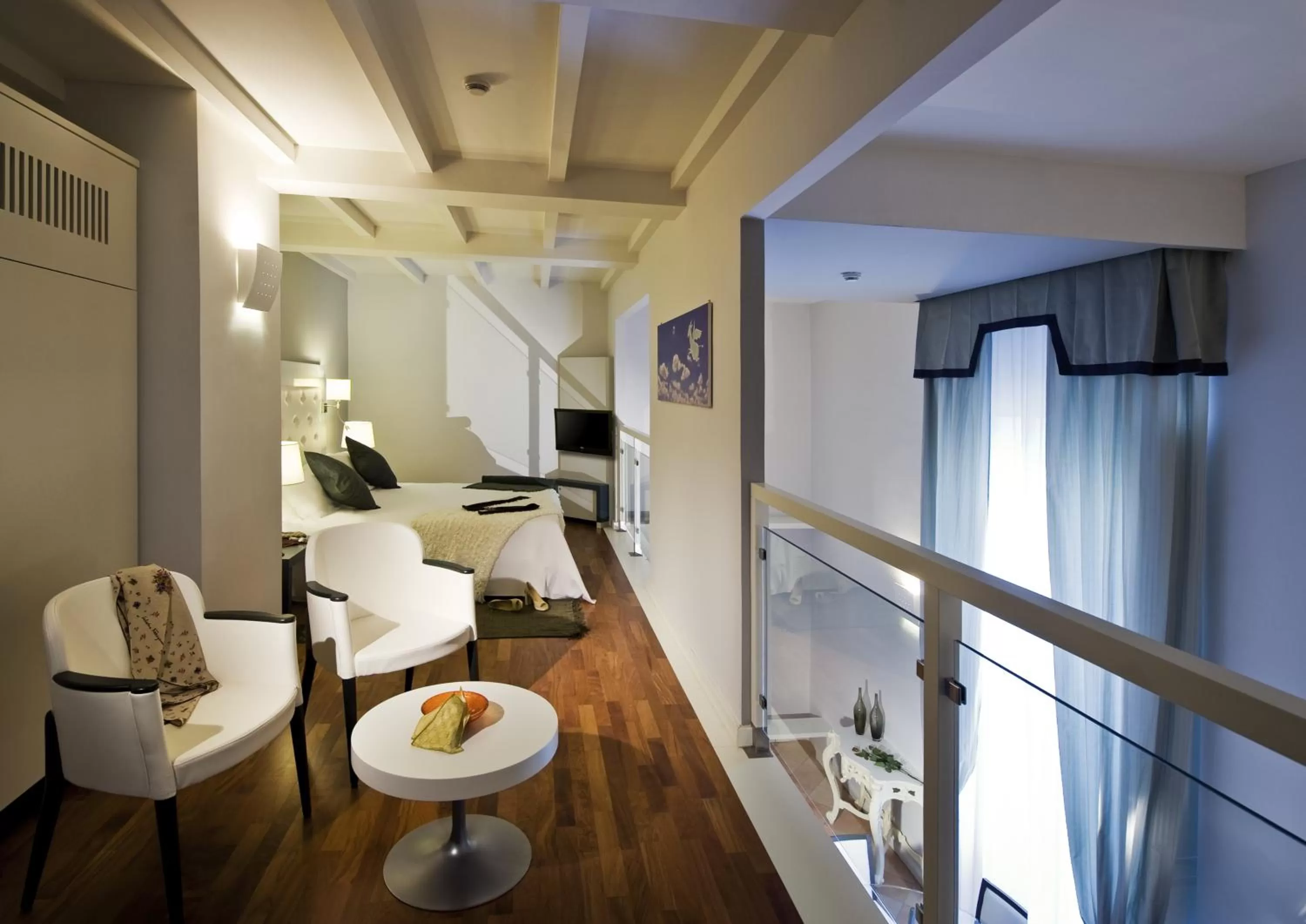 Bed in Palazzo Caracciolo Naples