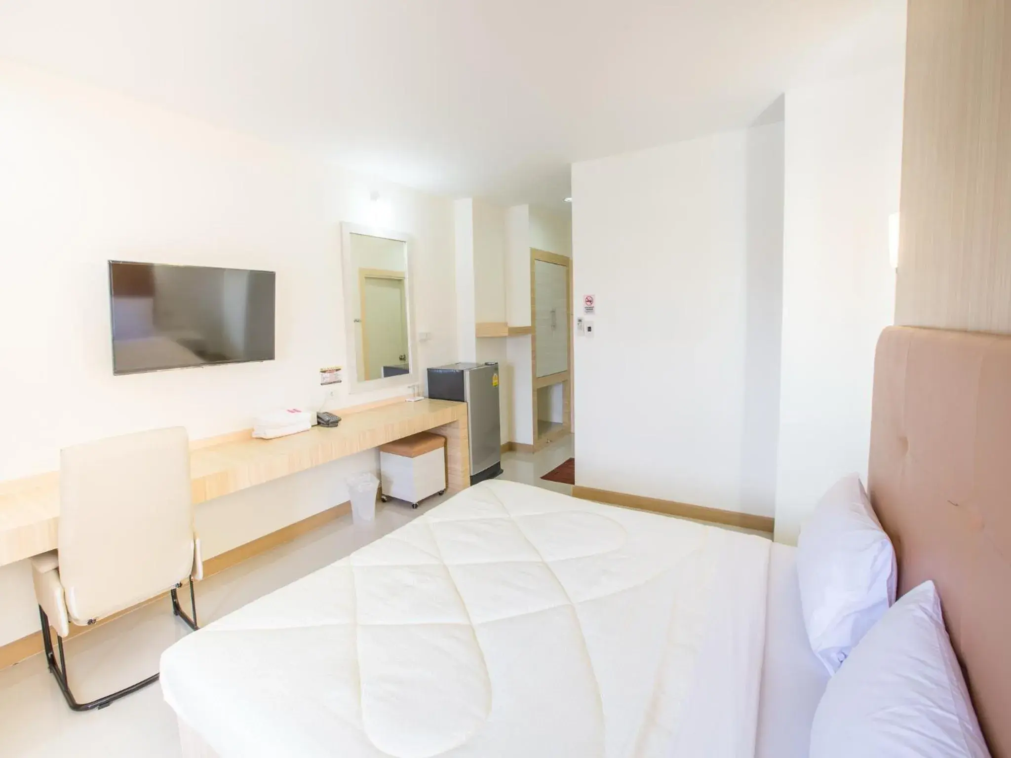 Standard Double Room in P.A. Thani Hotel Standard Double Room in P.A. Thani Hotel