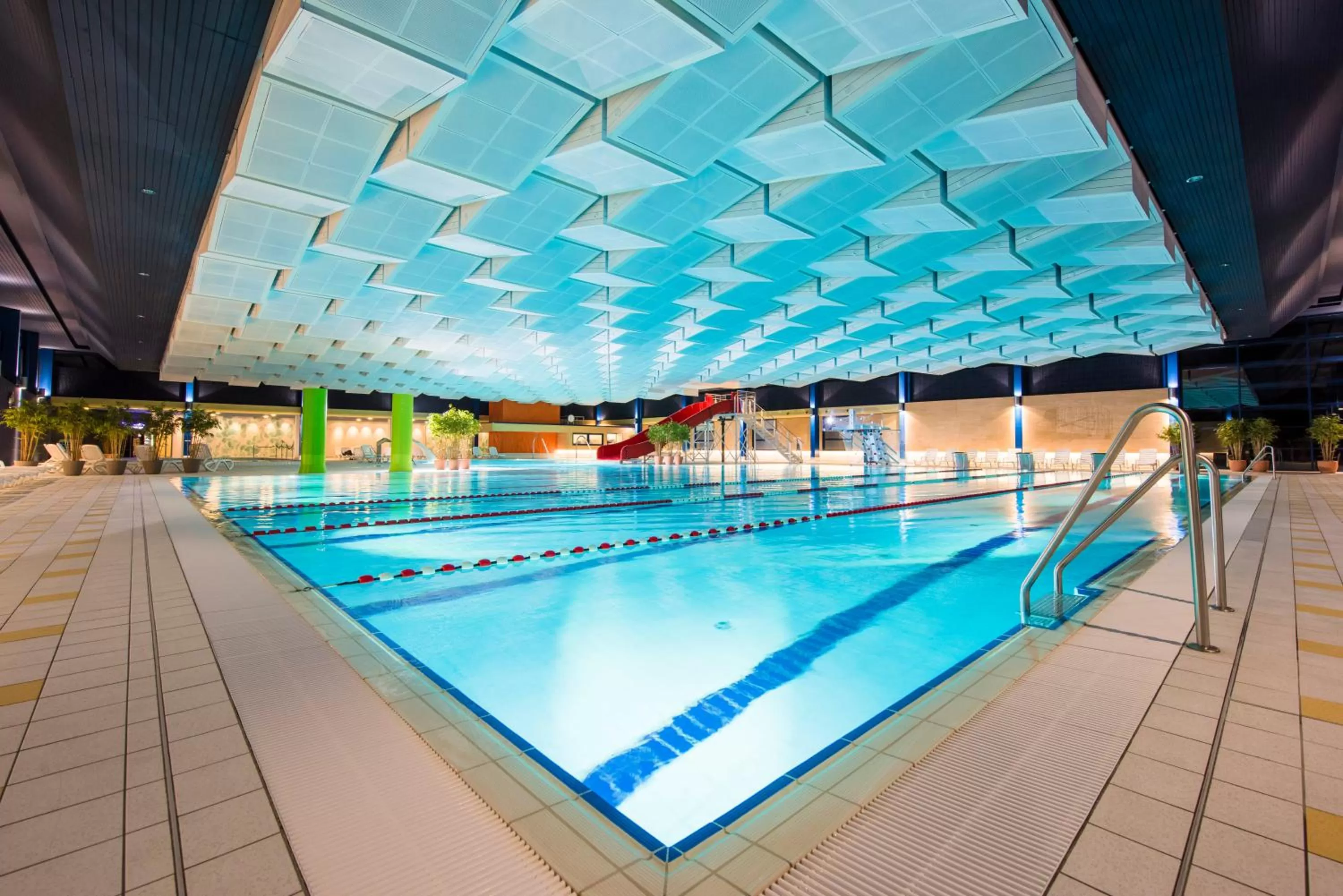 Swimming pool in Baltic Zinnowitz - Hotel mit Meerwasserpool und Thermalbad