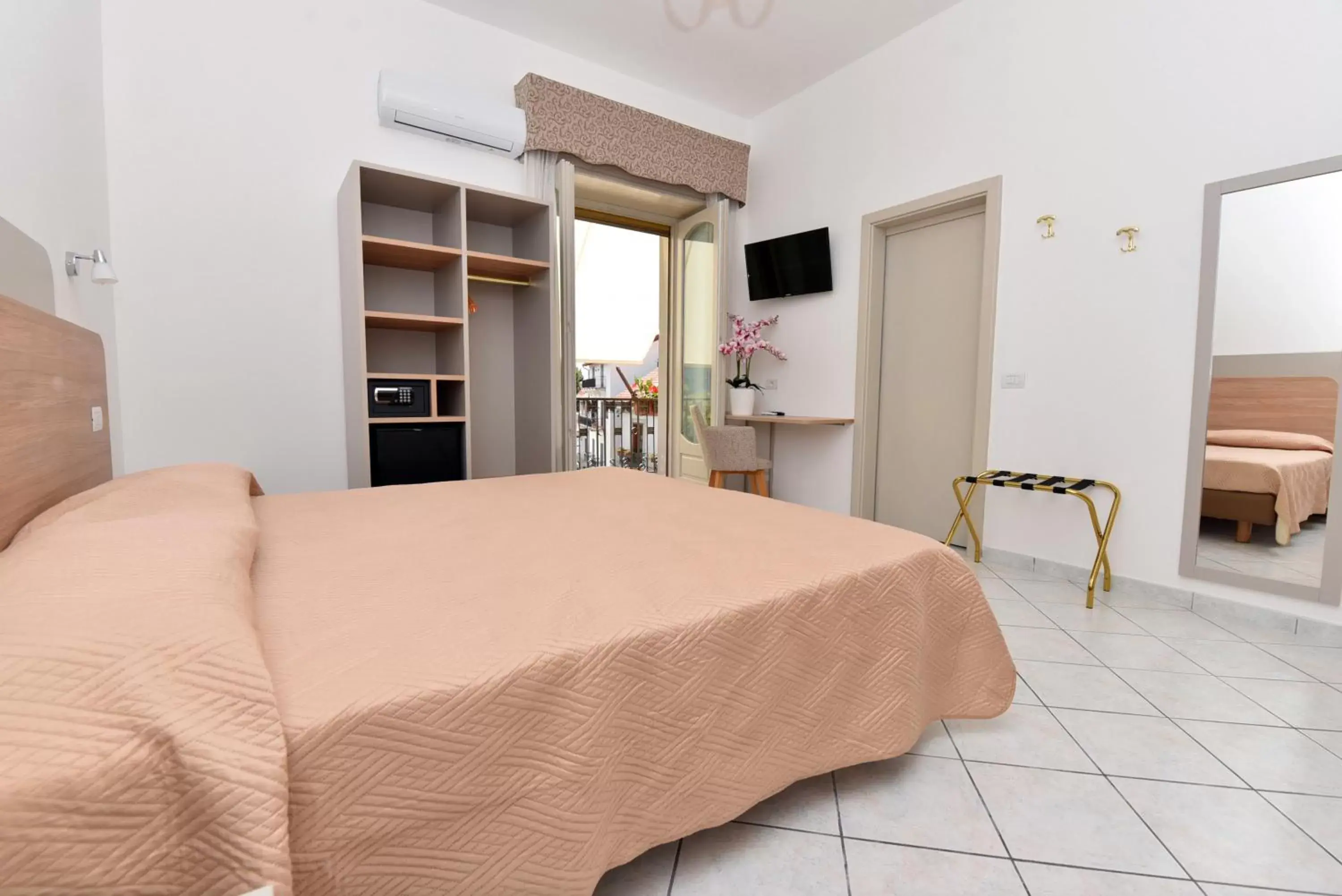 Double Room in Hotel Gentile Double Room in Hotel Gentile