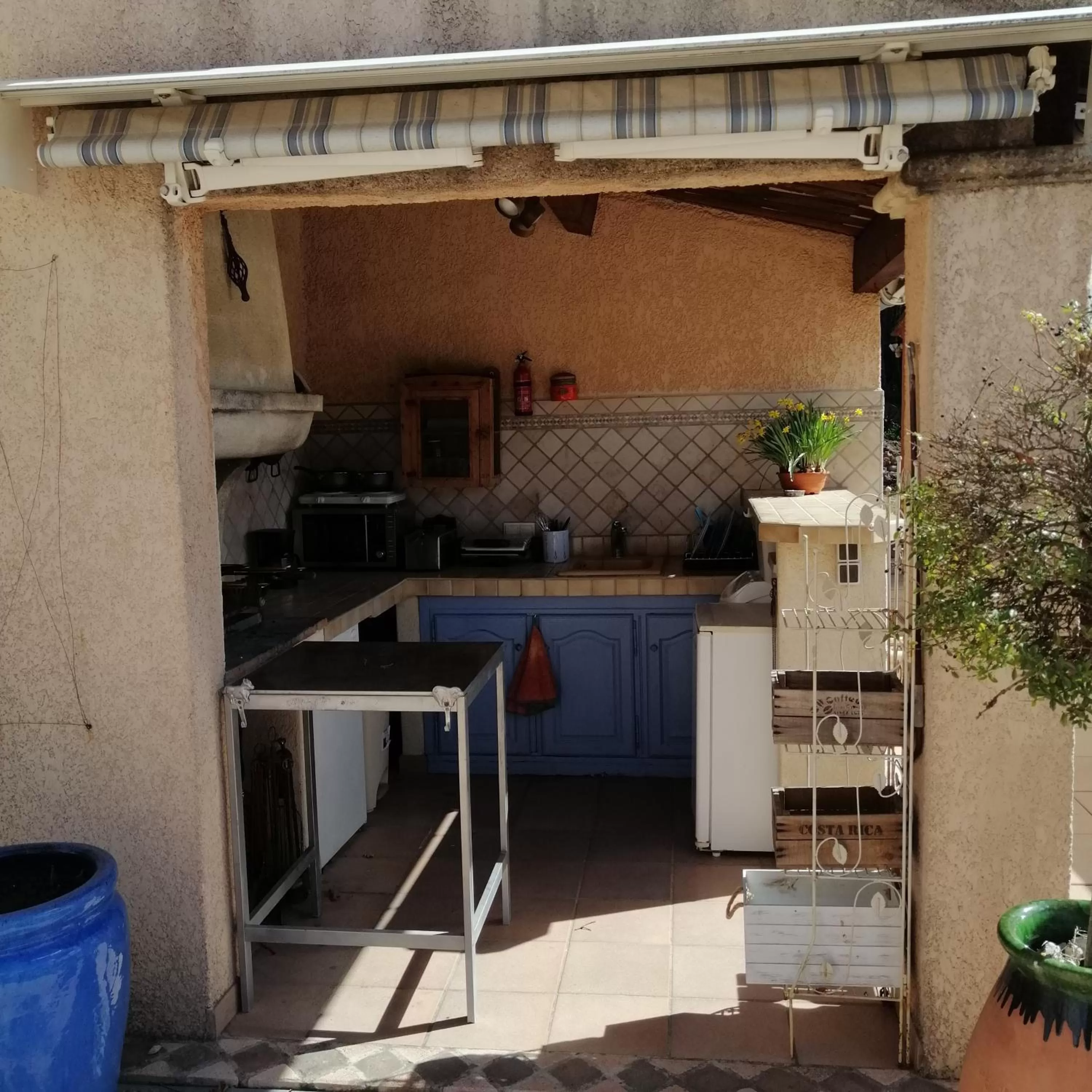 BBQ facilities in Chambre et table d'hôtes Villa Pomponette
