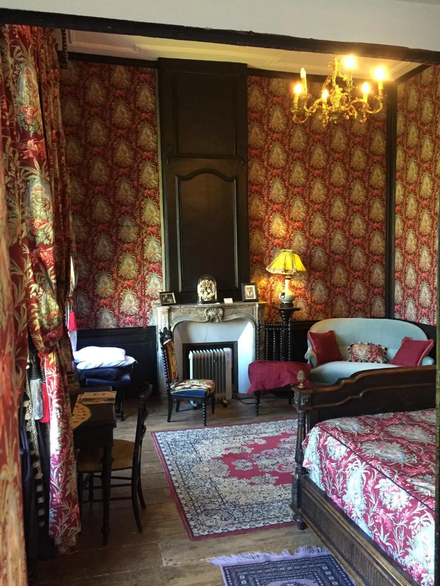 Bedroom, Seating Area in Château de Couin