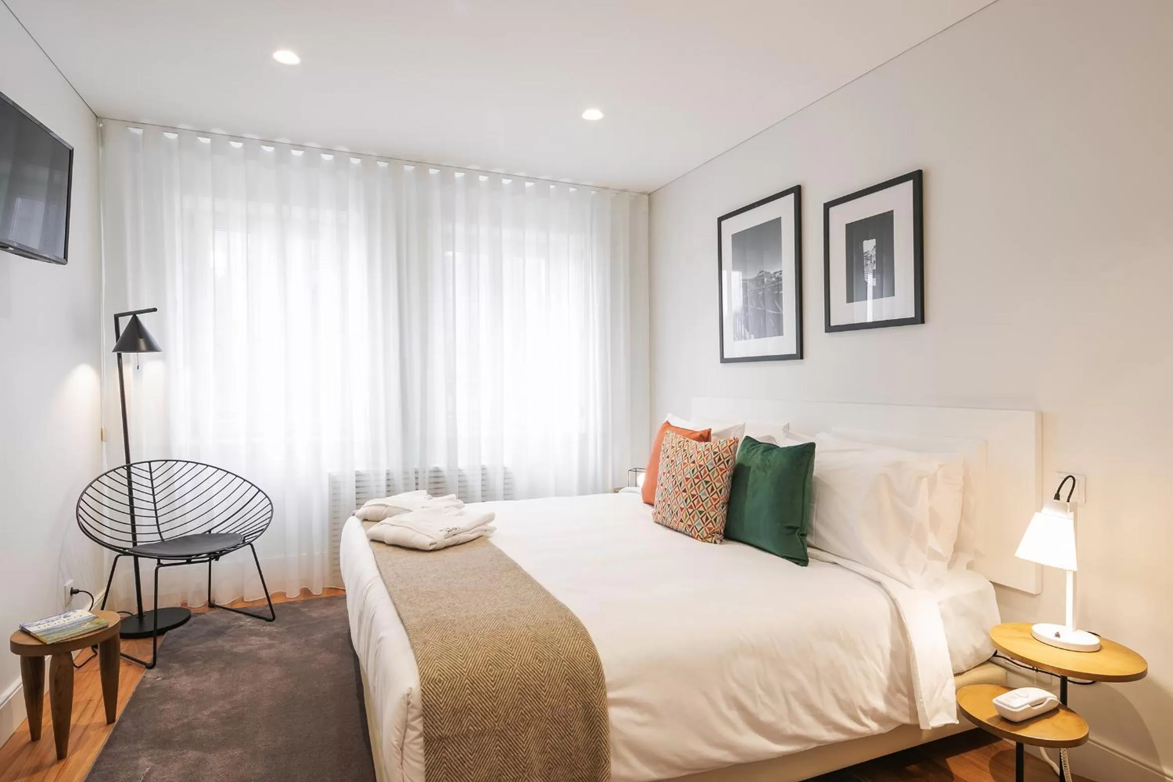 Bed in Porto River Infante