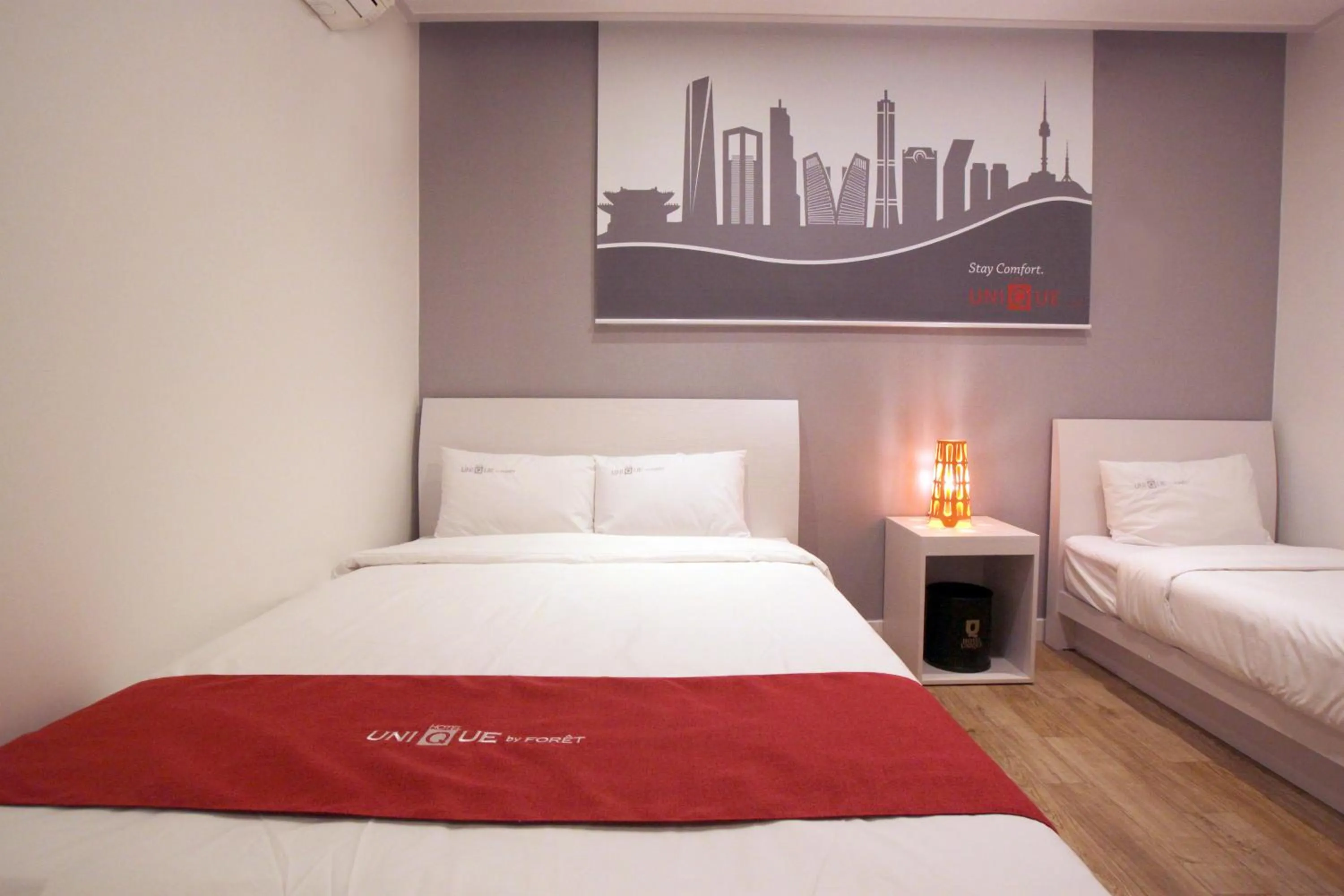 Bed in Hotel Unique by Foret