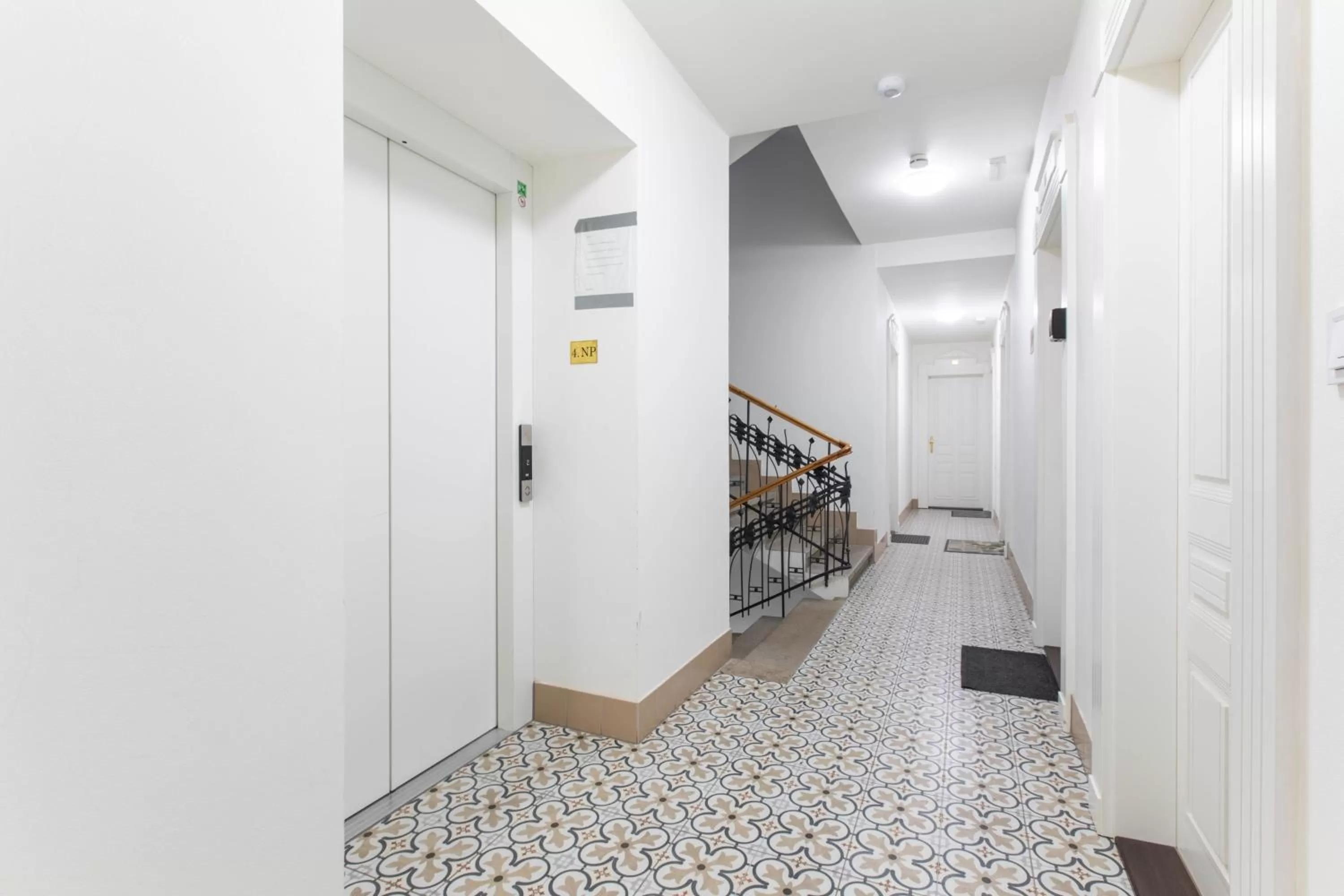 Lampi Aparthotel Prague