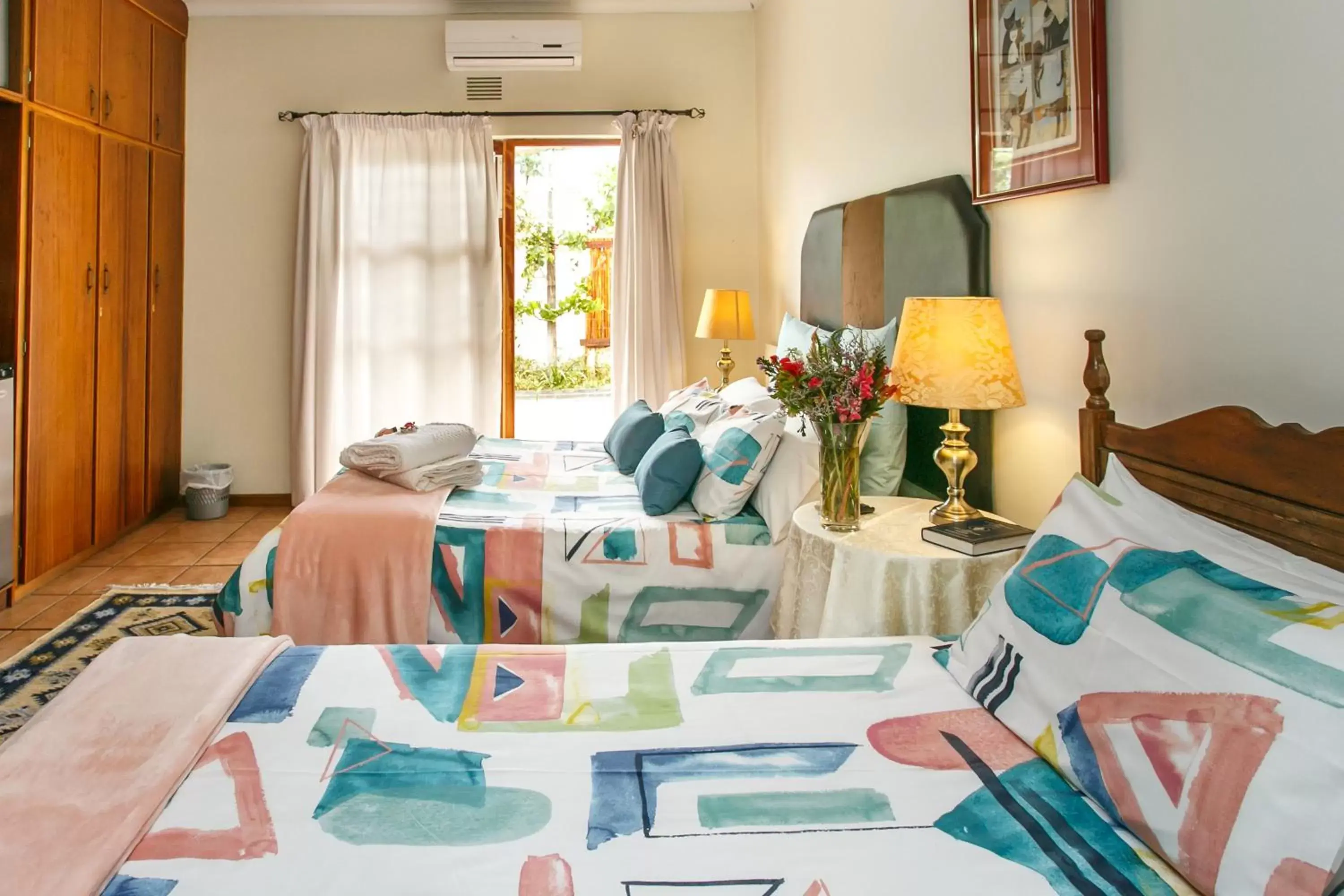 Triple Room with Garden View in Langenhoven B&B Triple Room with Garden View in Langenhoven B&B