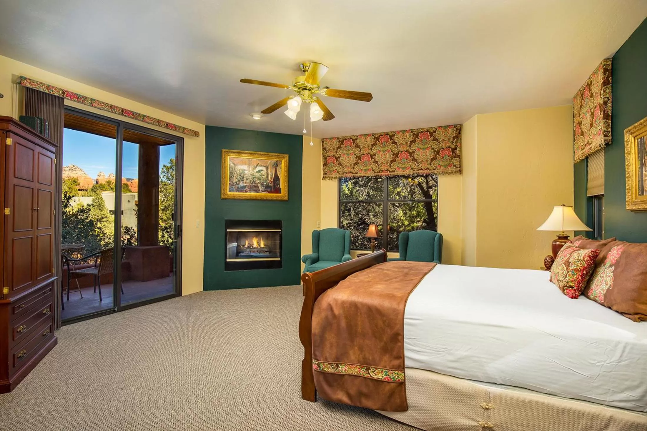 Photo of the whole room in Alma De Sedona Inn B&B