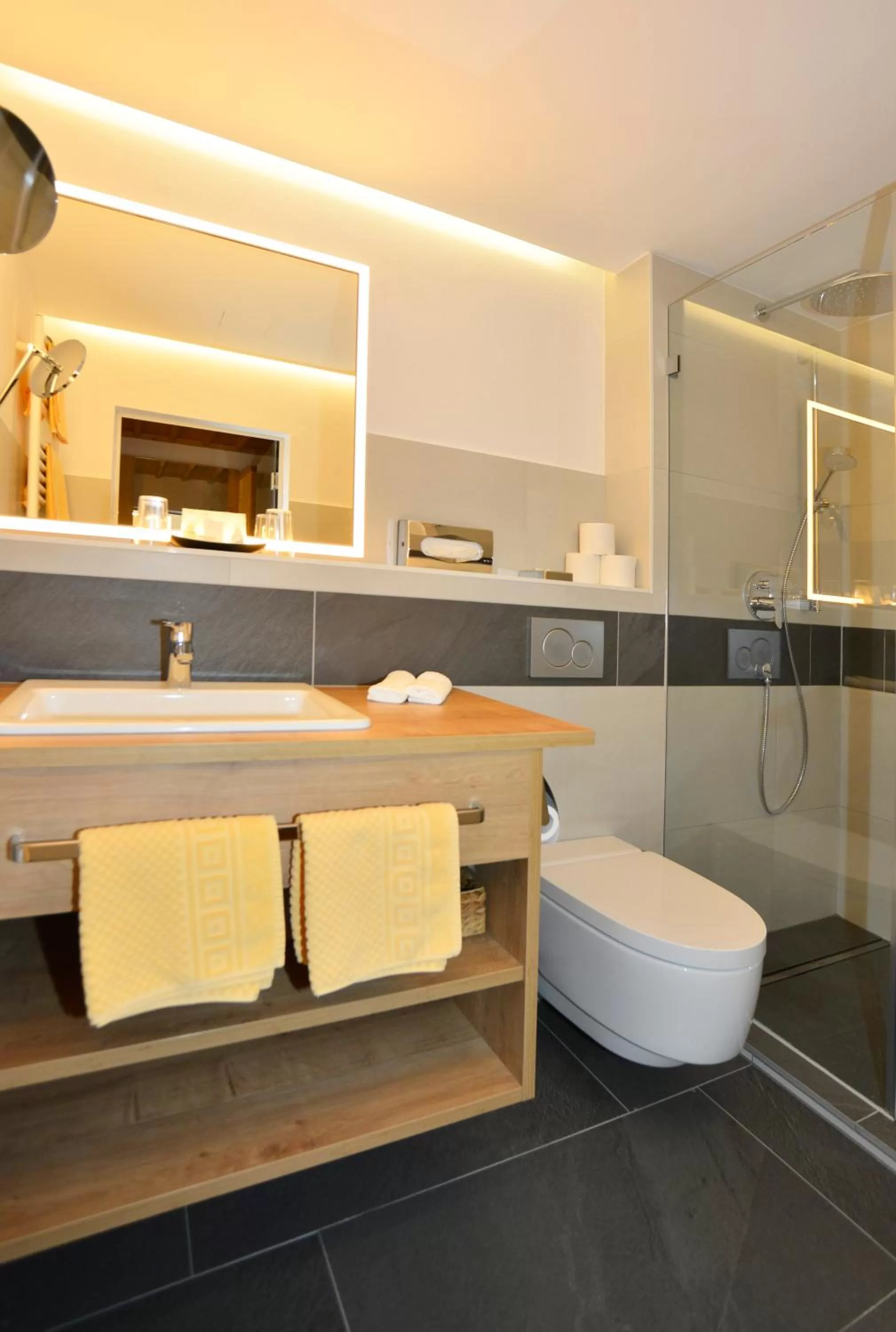 Photo of the whole room, Bathroom in Hotel Residenz Hochland