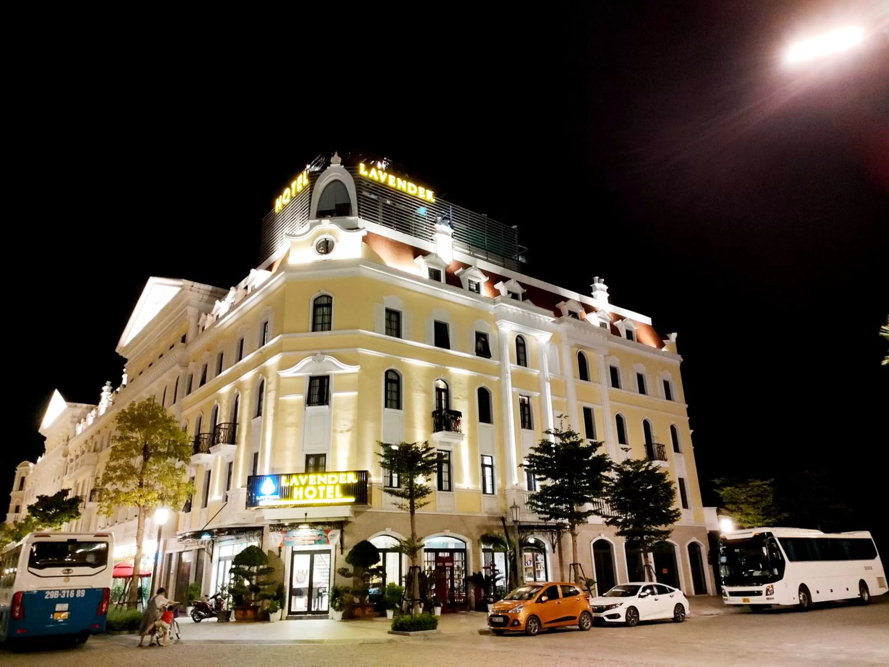 Property building in Halong Lavender Hotel