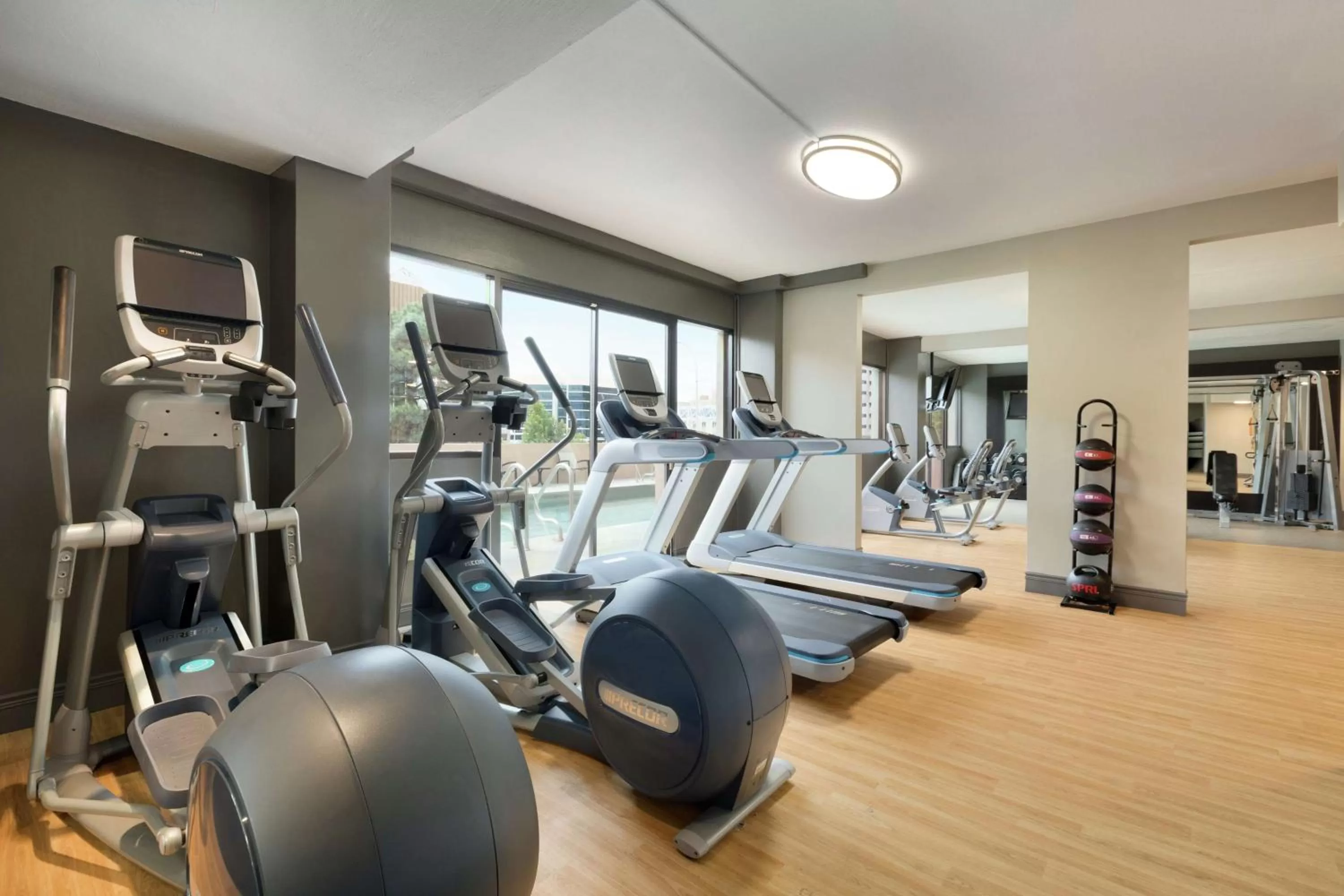 Fitness centre/facilities in DoubleTree by Hilton Hotel Albuquerque
