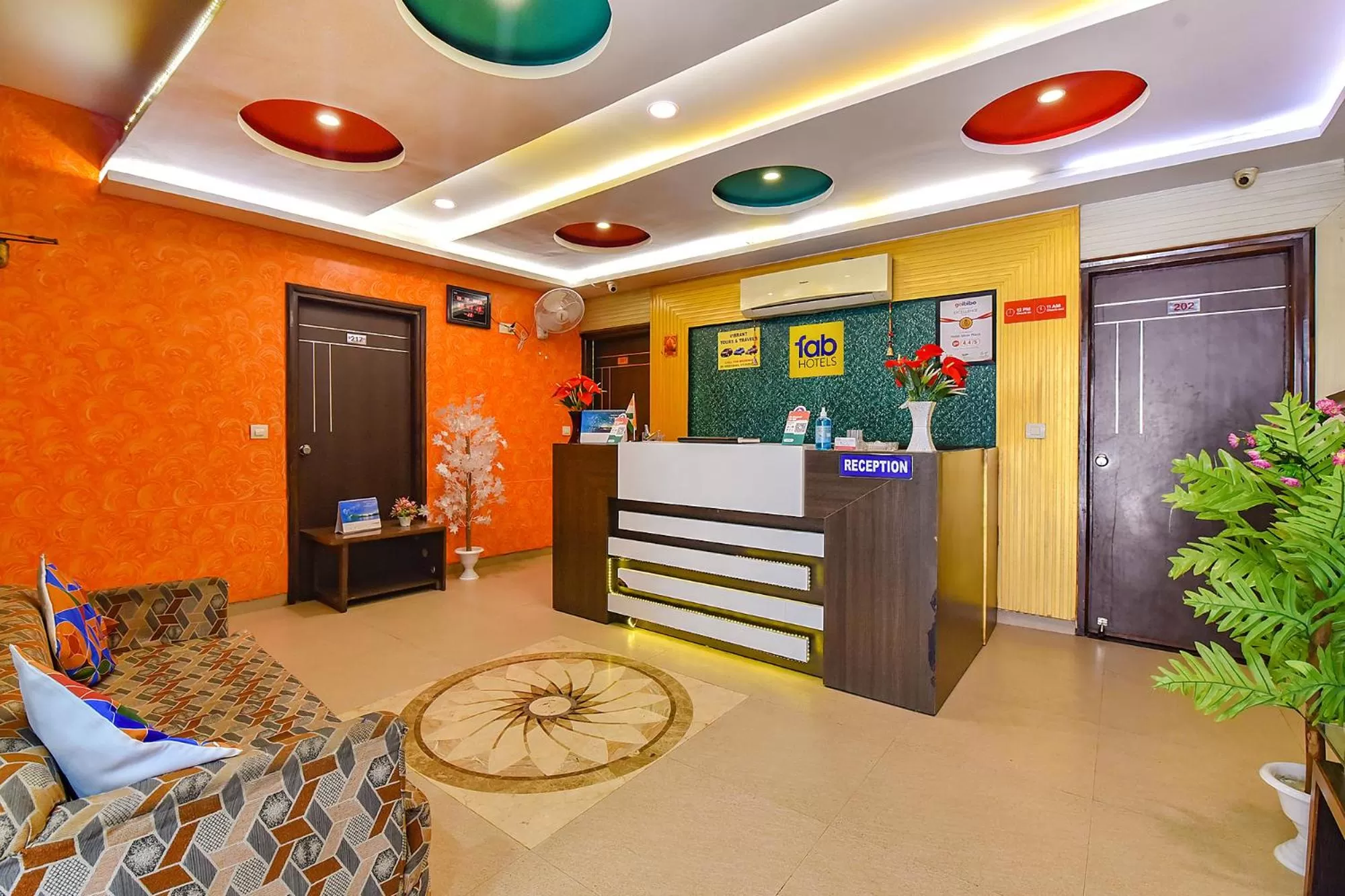 Lobby or reception in FabExpress Silver Plaza