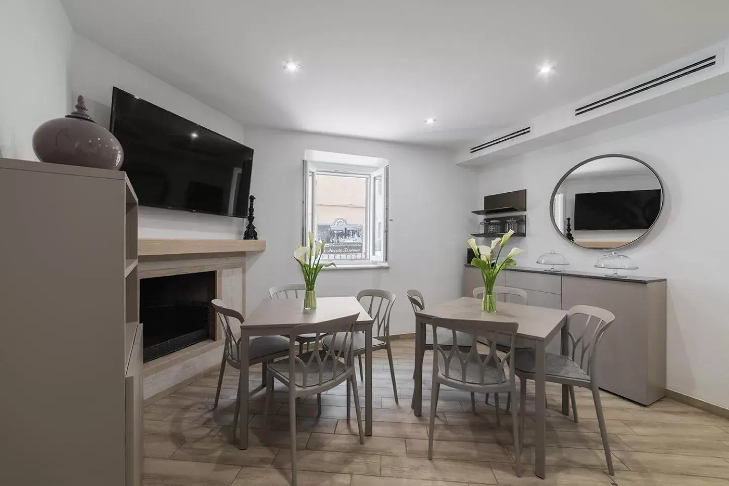 Lobby or reception, Dining Area in B&B Piazza Roma Lobby or reception, Dining Area in B&B Piazza Roma