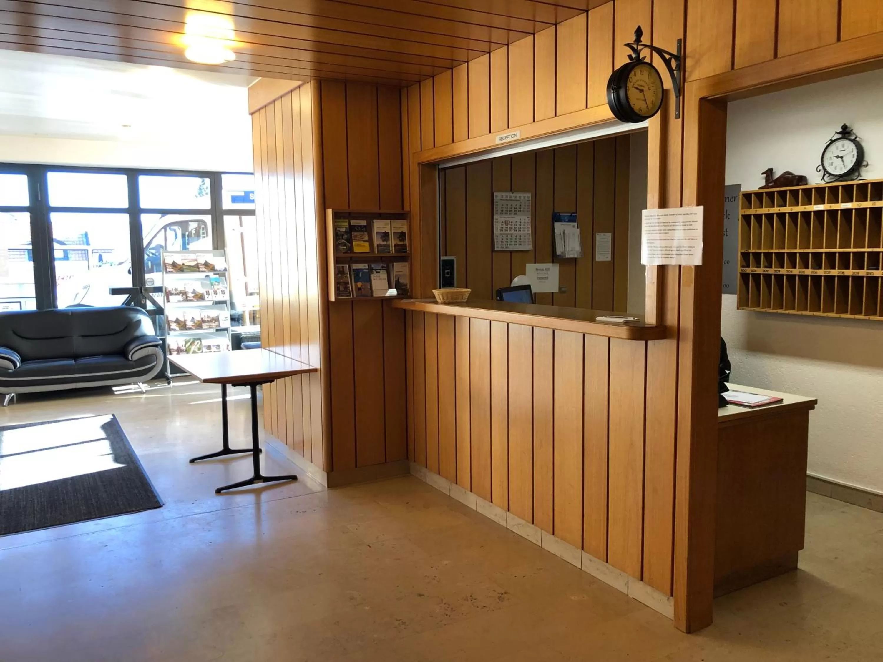 Lobby or reception in Escale