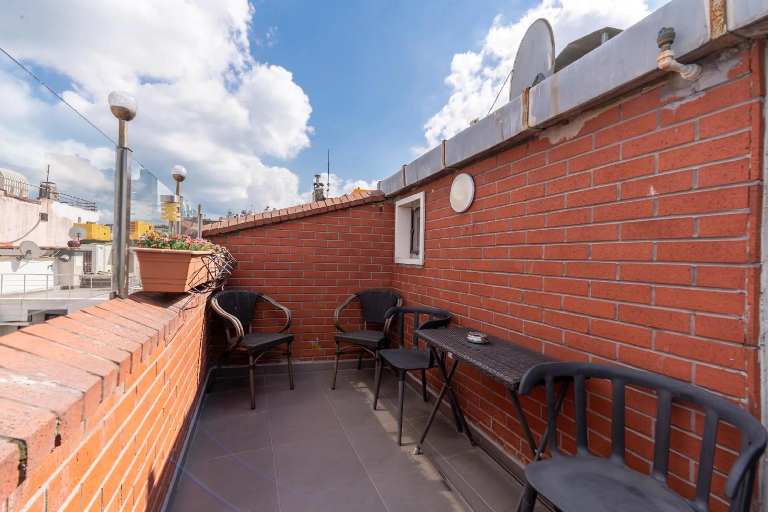 Balcony/Terrace in Elanaz Hotel