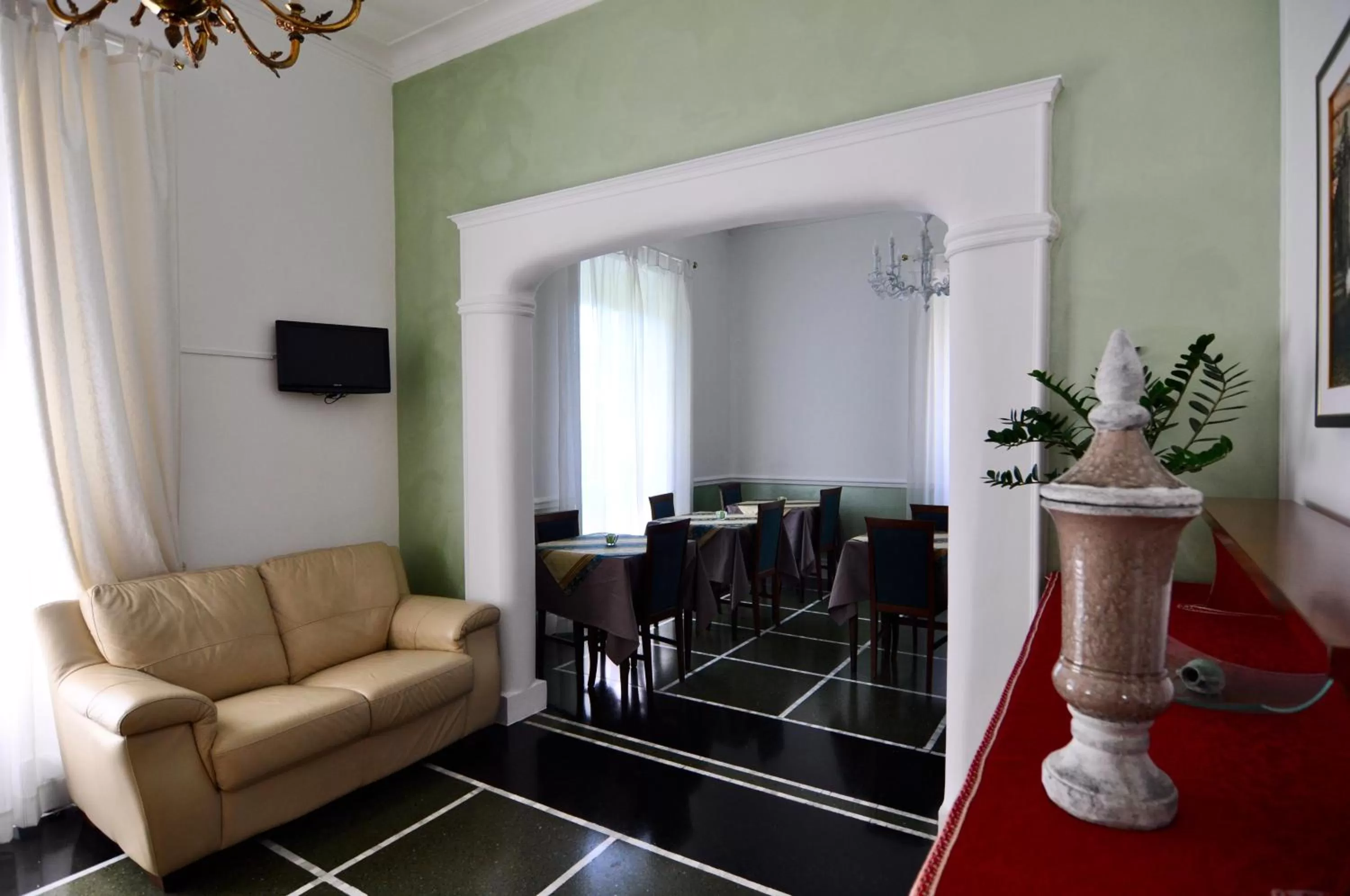 Restaurant/places to eat in Locanda Villa Moderna