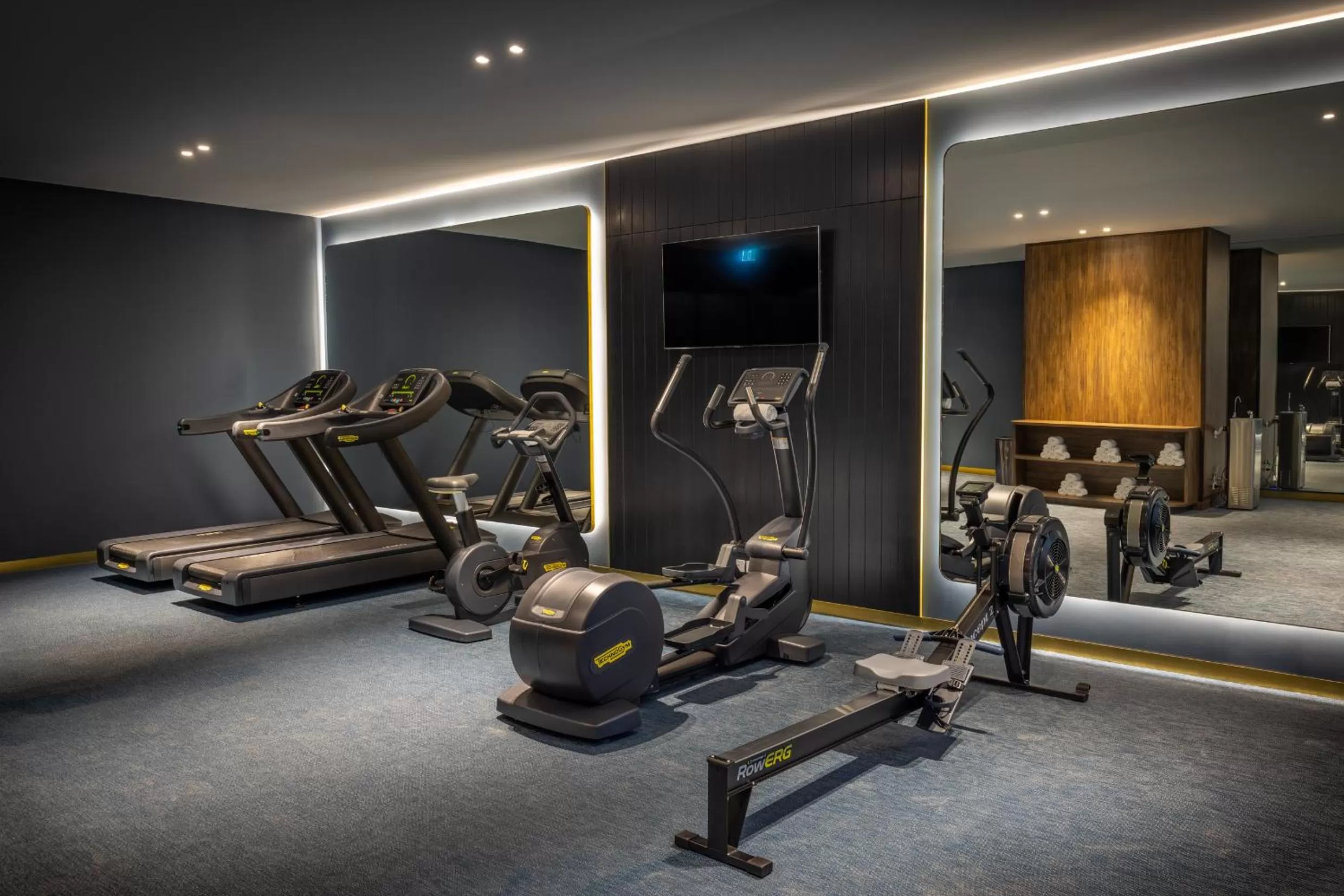 Fitness centre/facilities in voco Auckland City Centre by IHG