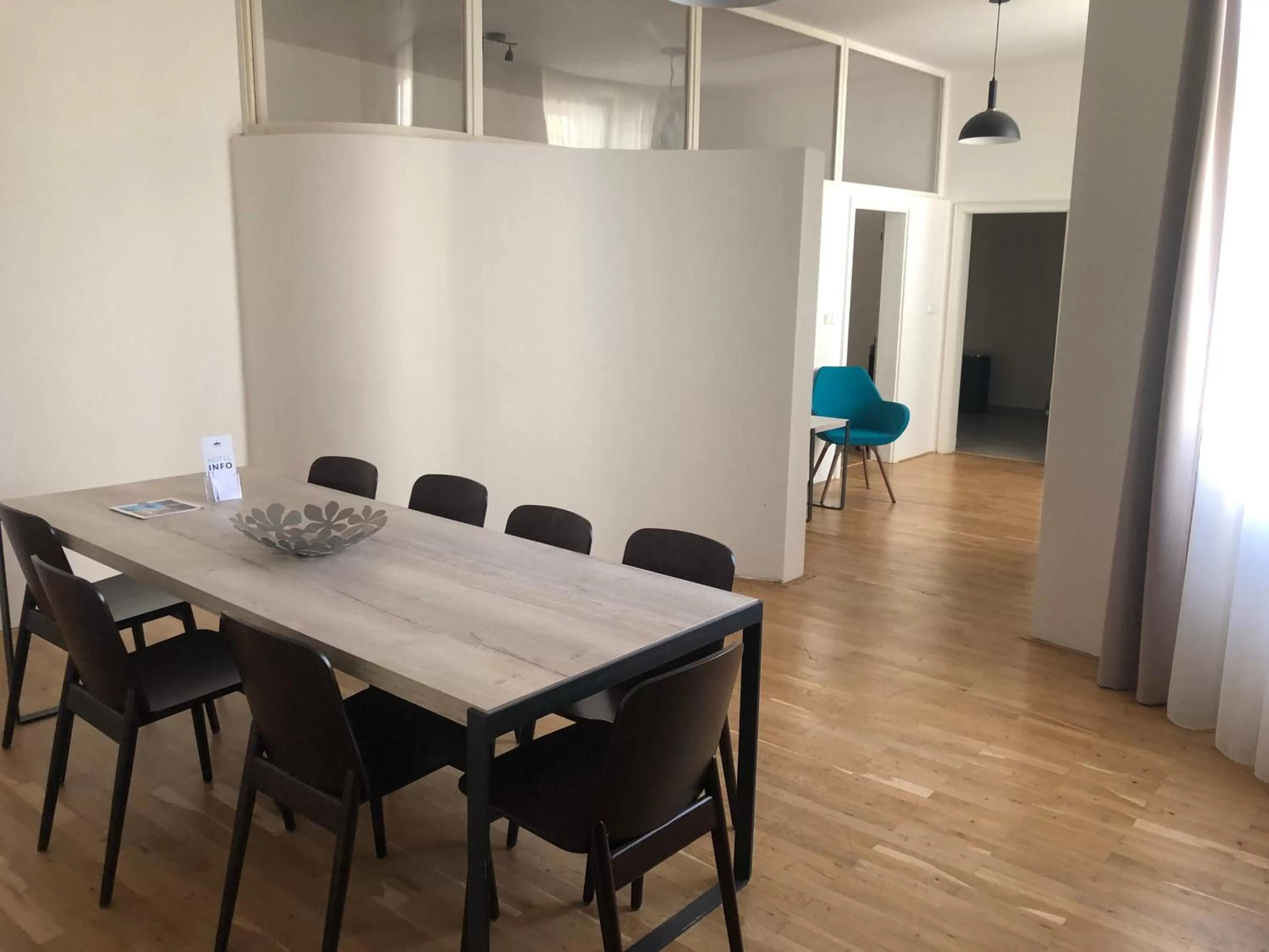 Dining area in EA ApartHotel Melantrich