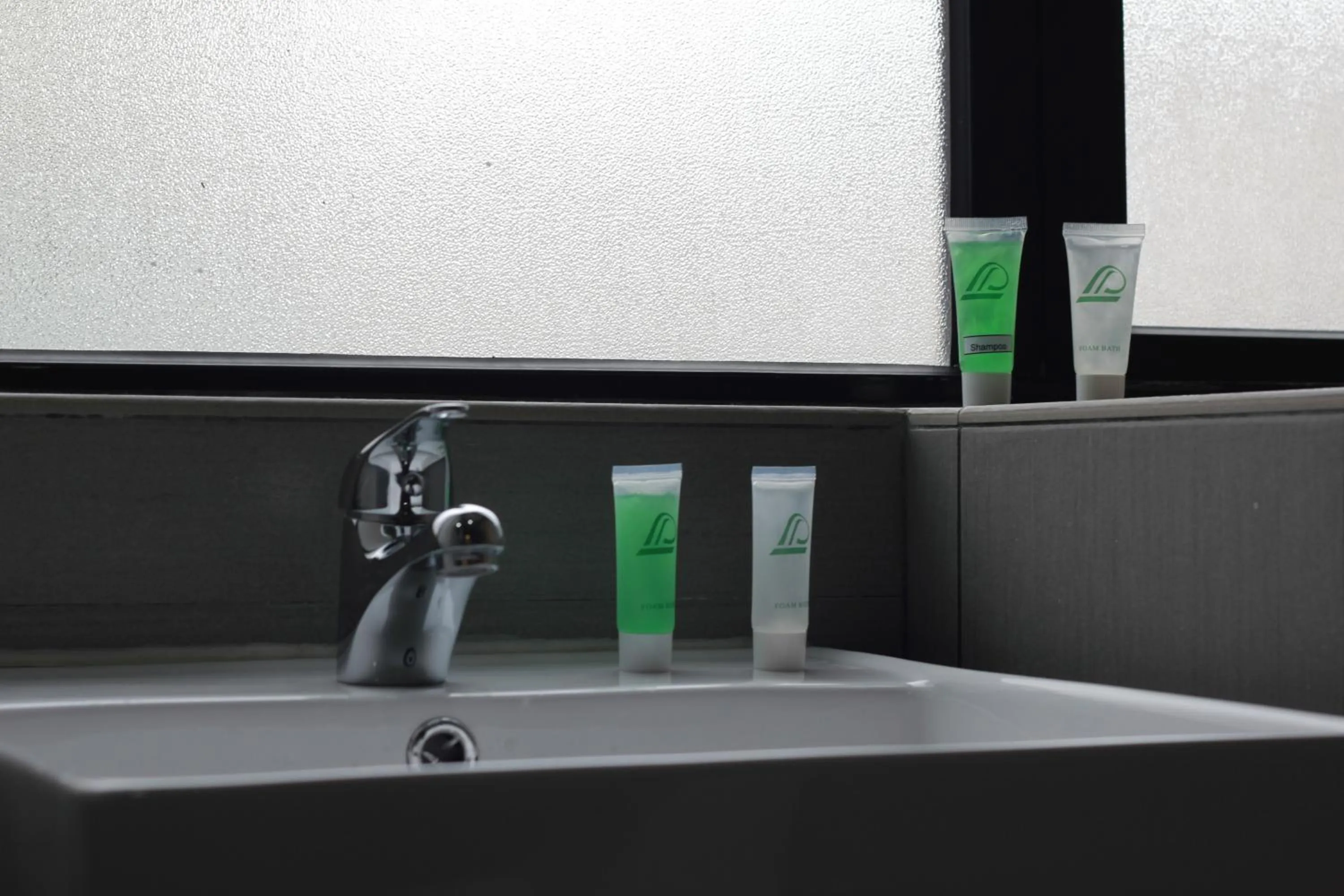 Shower in Leo Leisure Hotel @ Central Market