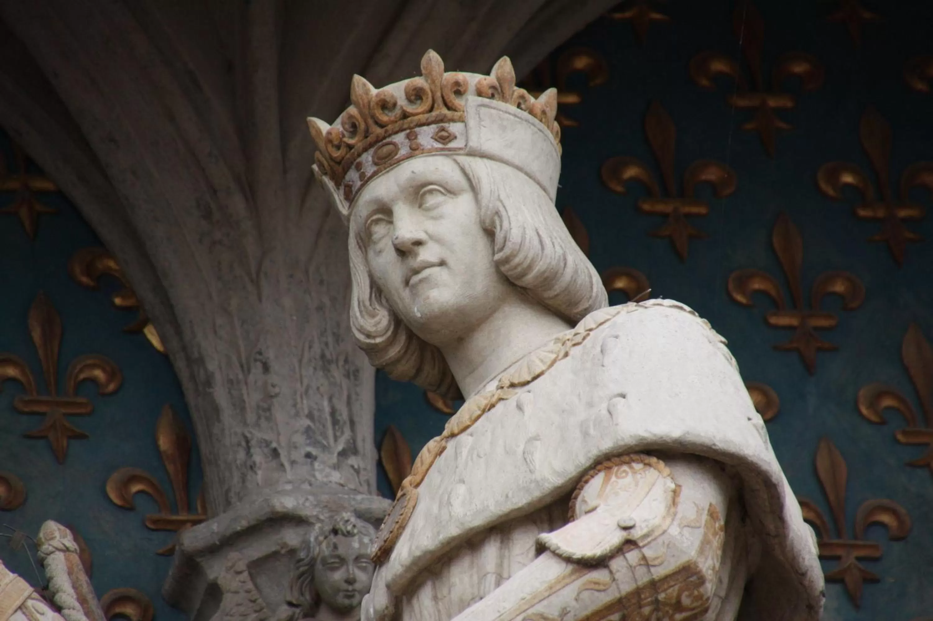 Au 16 Place Saint Louis