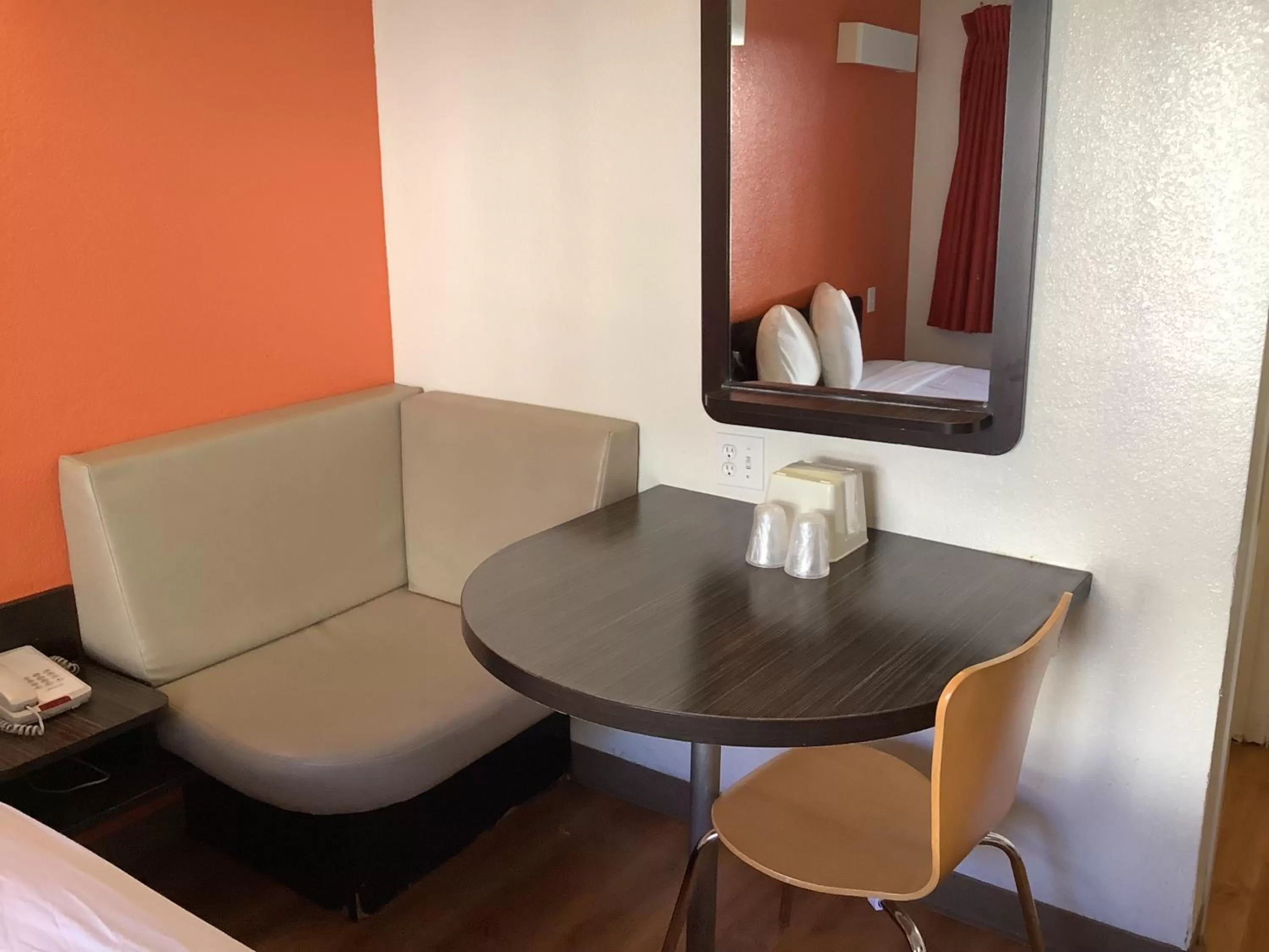 hair dresser in Carlsbad Village Inn