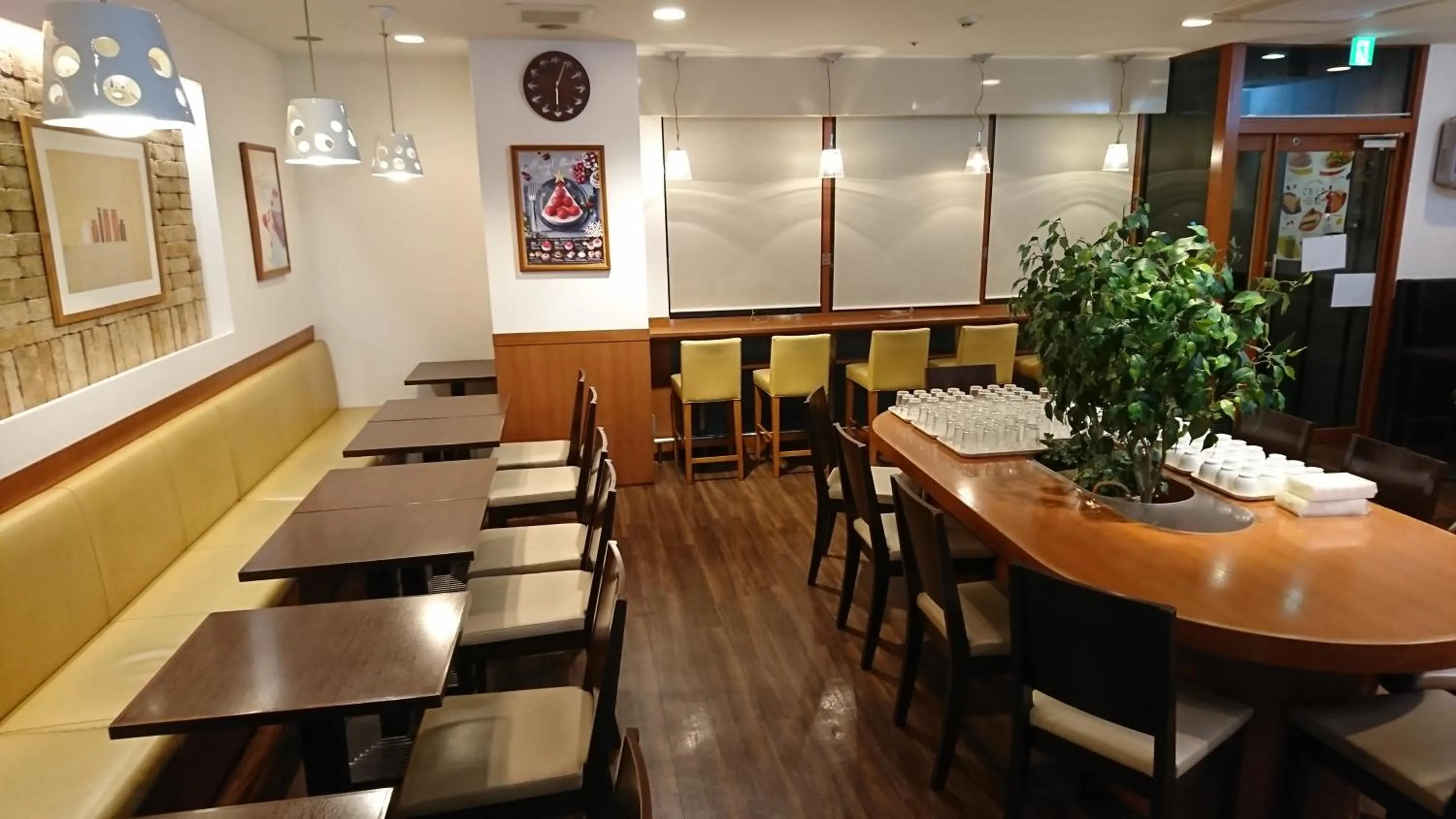 Restaurant/places to eat in Hotel Sardonyx Ueno