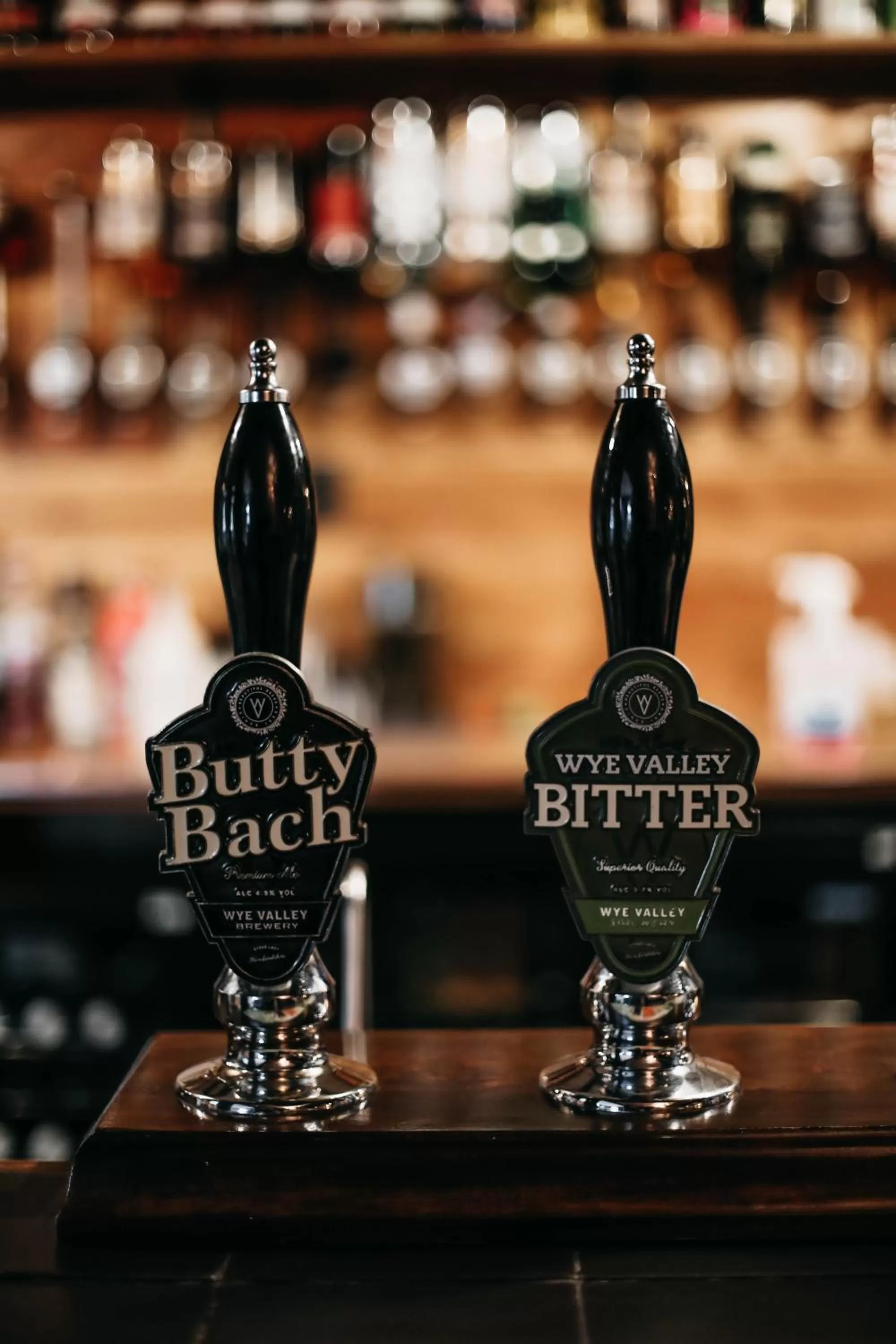 Lounge or bar in Three Horseshoes Inn