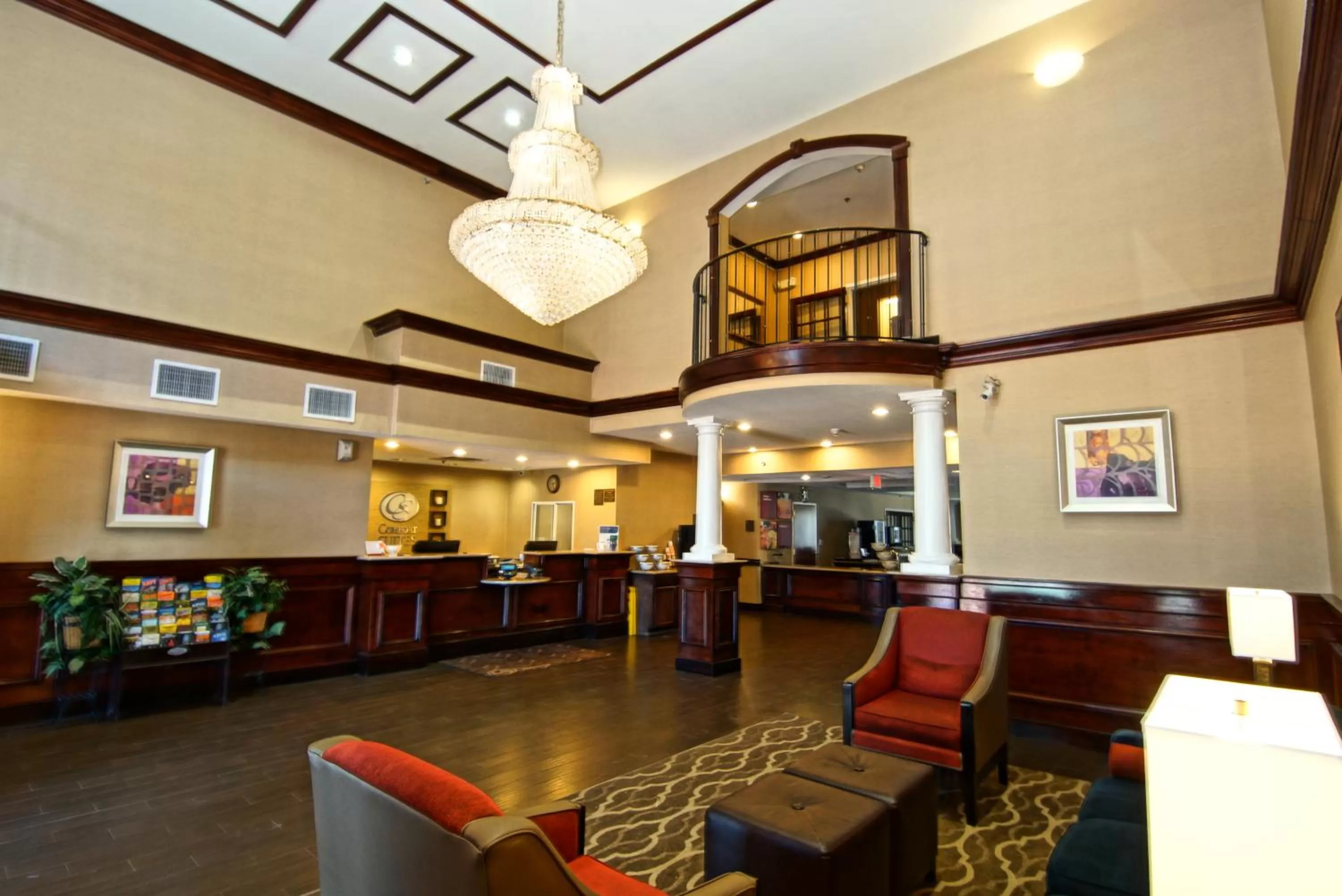 Lobby or reception in Comfort Suites Near University