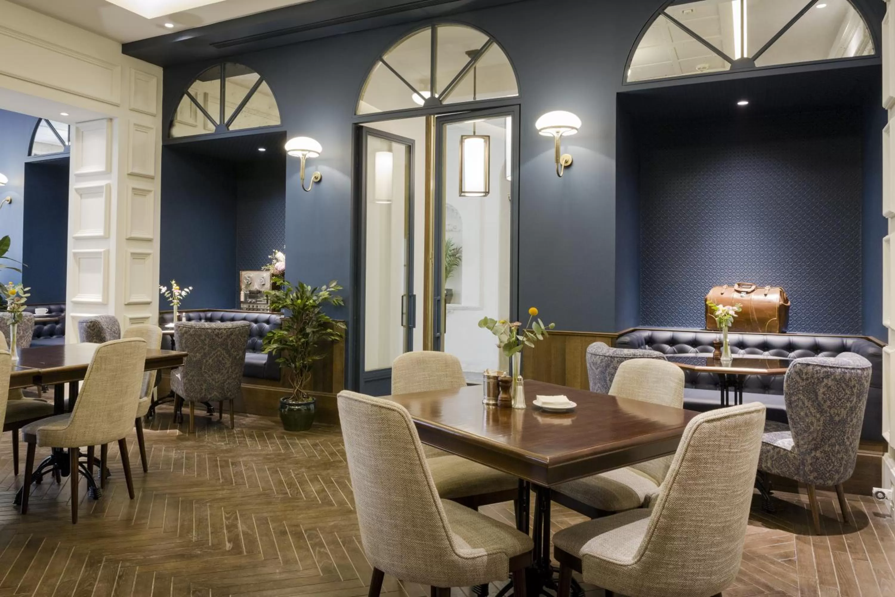 Restaurant/places to eat in ICON Wipton