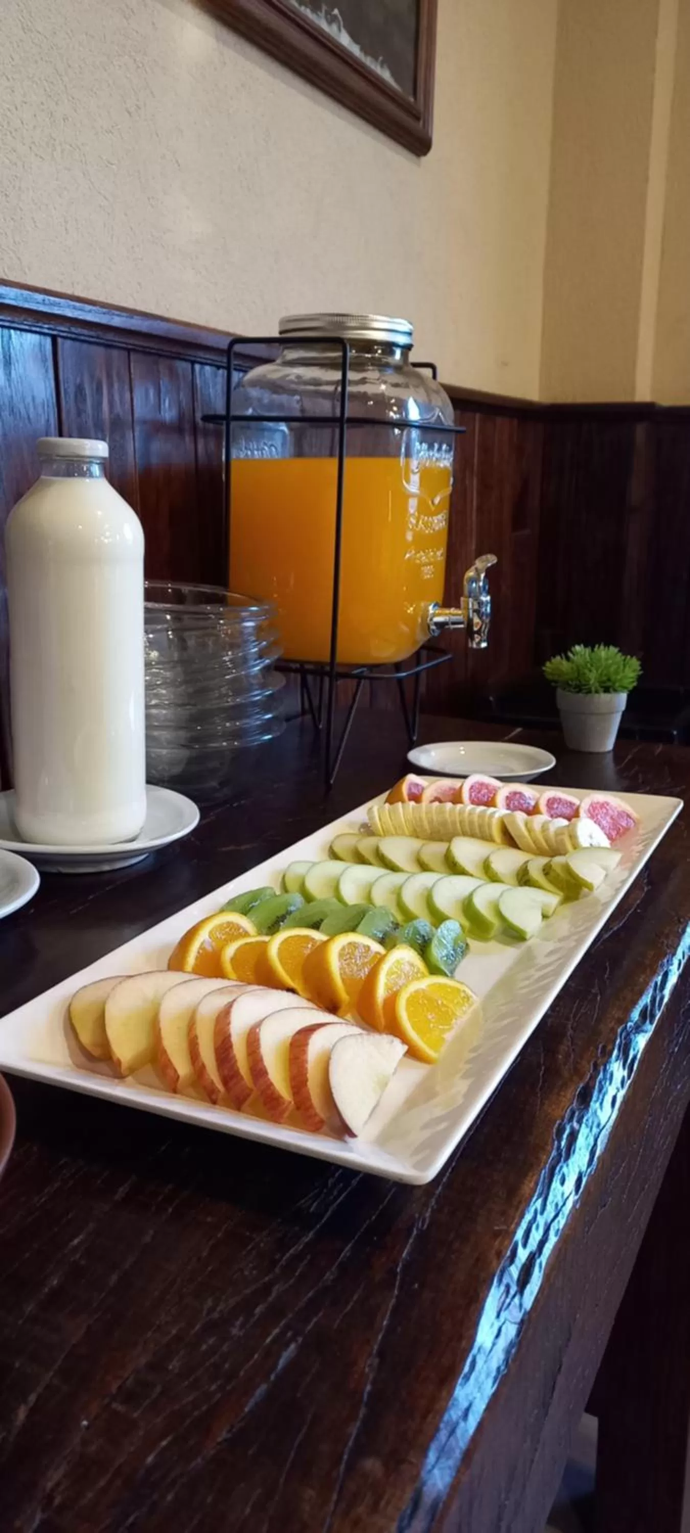 Breakfast in Hosteria Puerto San Julian