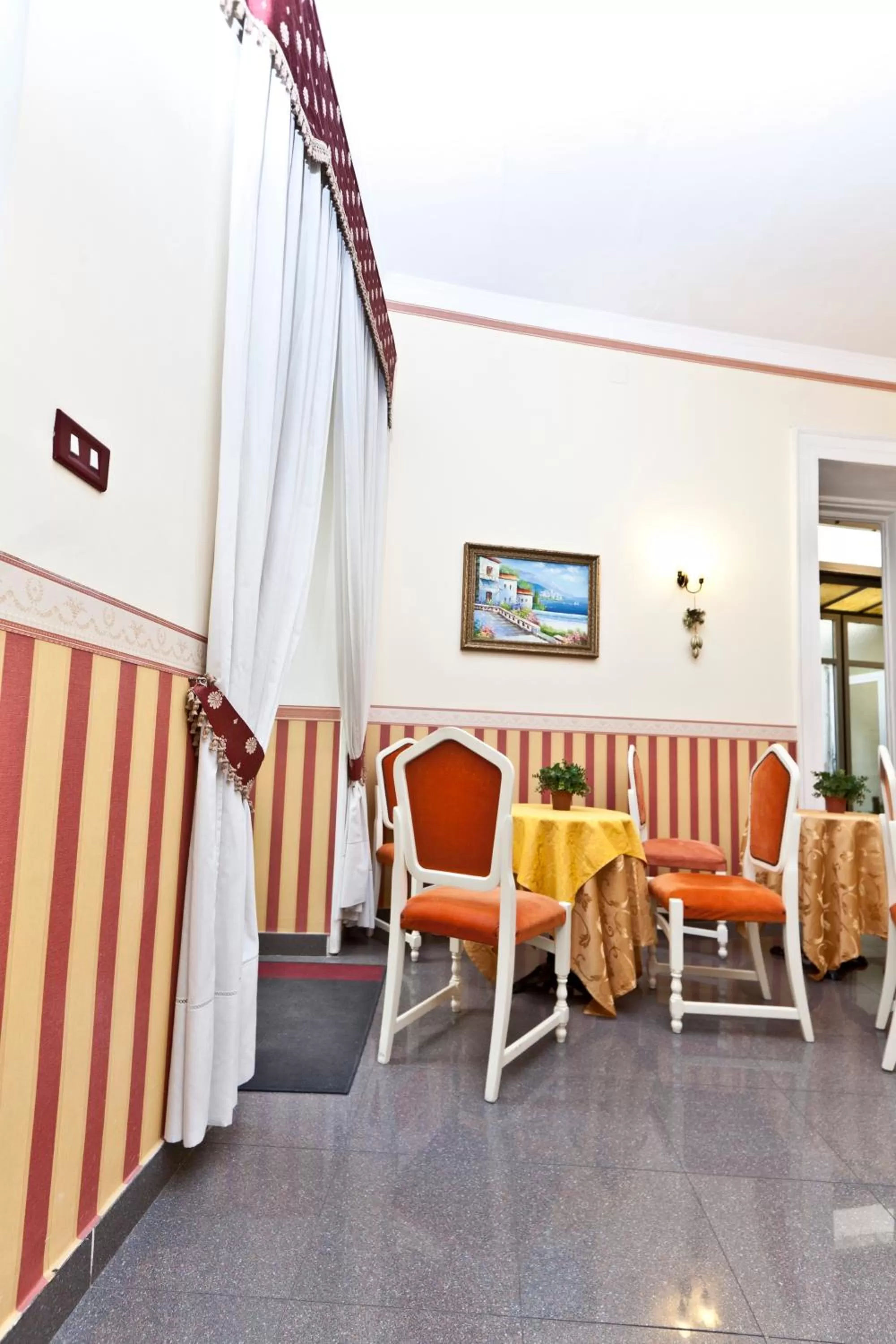 Restaurant/places to eat in B&B MediNaples