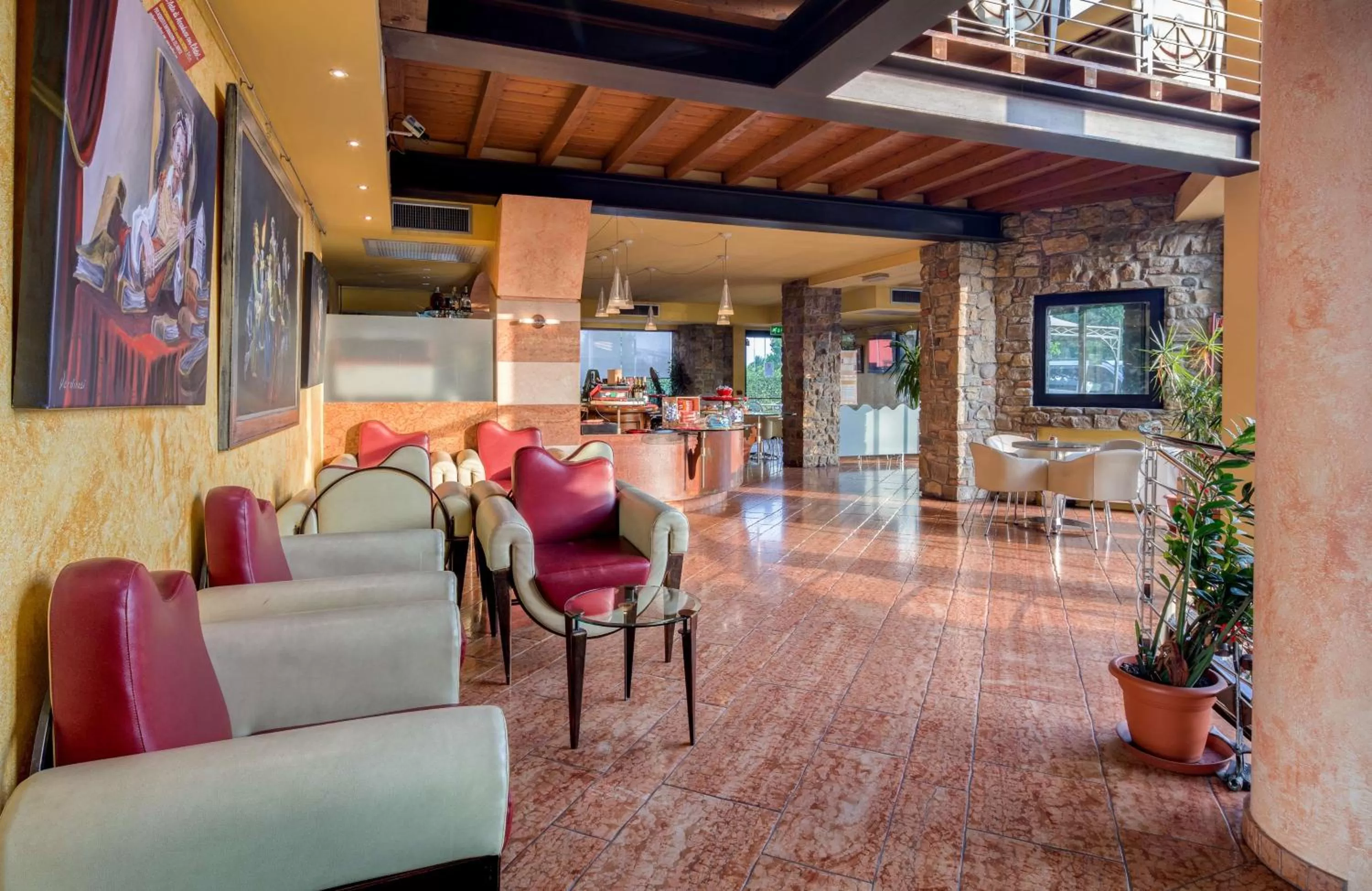 Lobby or reception in Art & Hotel Aeroporto