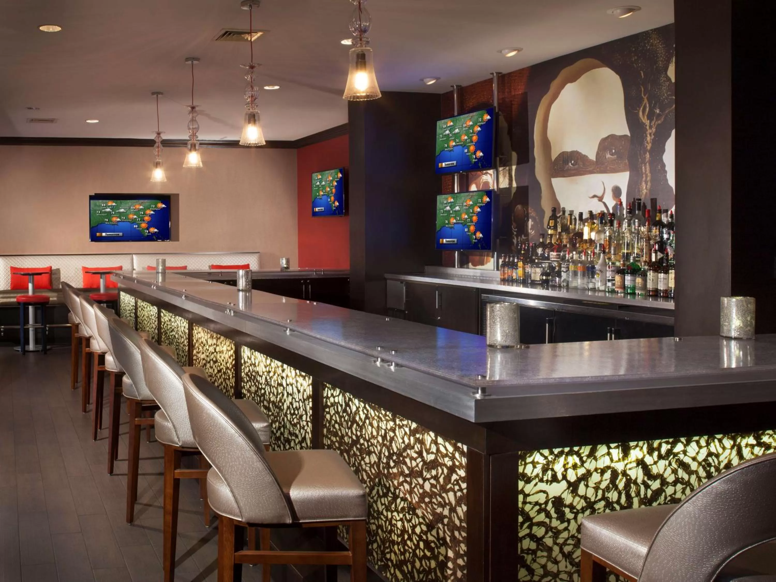 Lounge or bar in Hilton St. Petersburg Bayfront