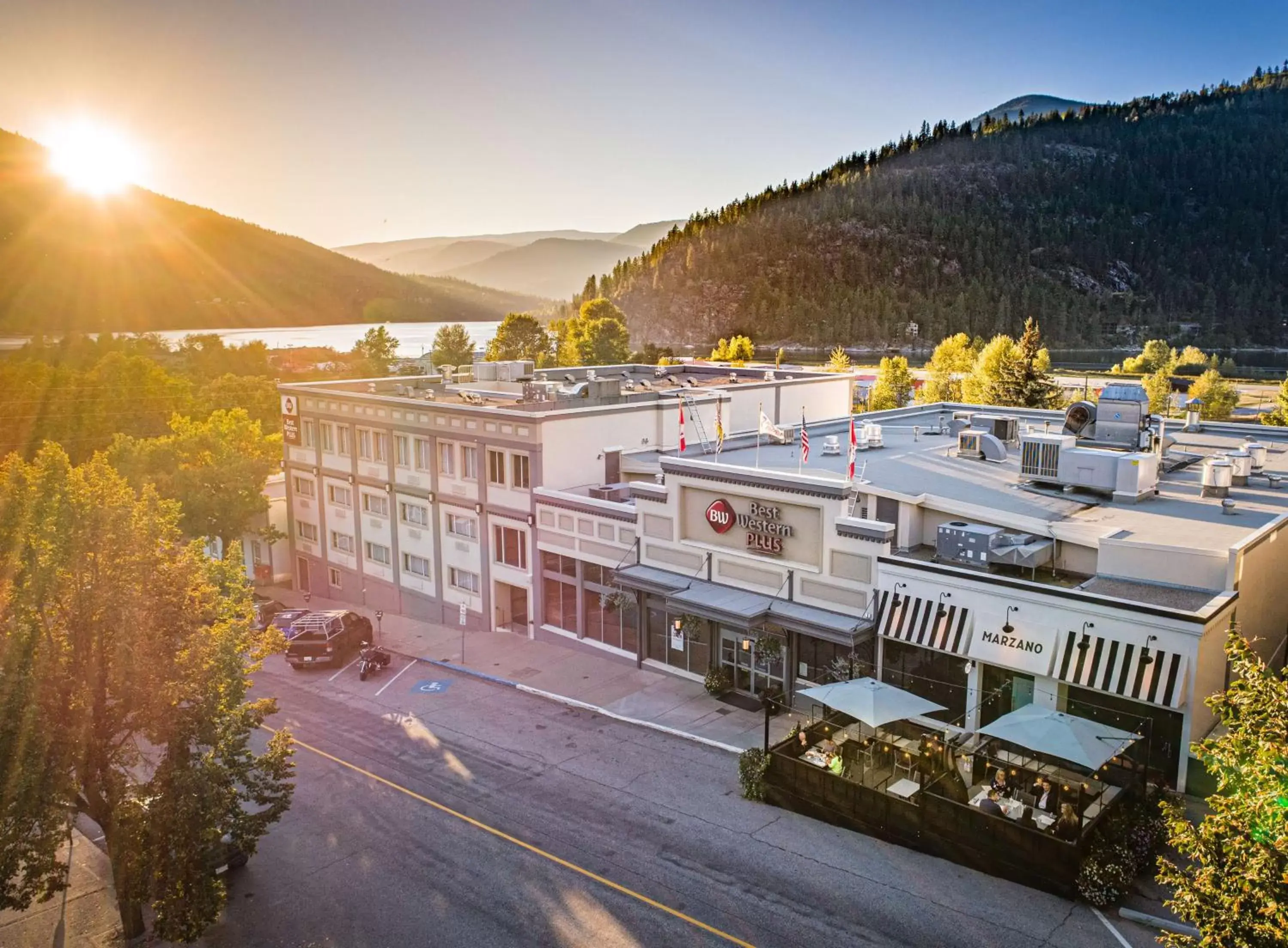 Best Western Plus Baker Street Inn Best Western Plus Baker Street Inn