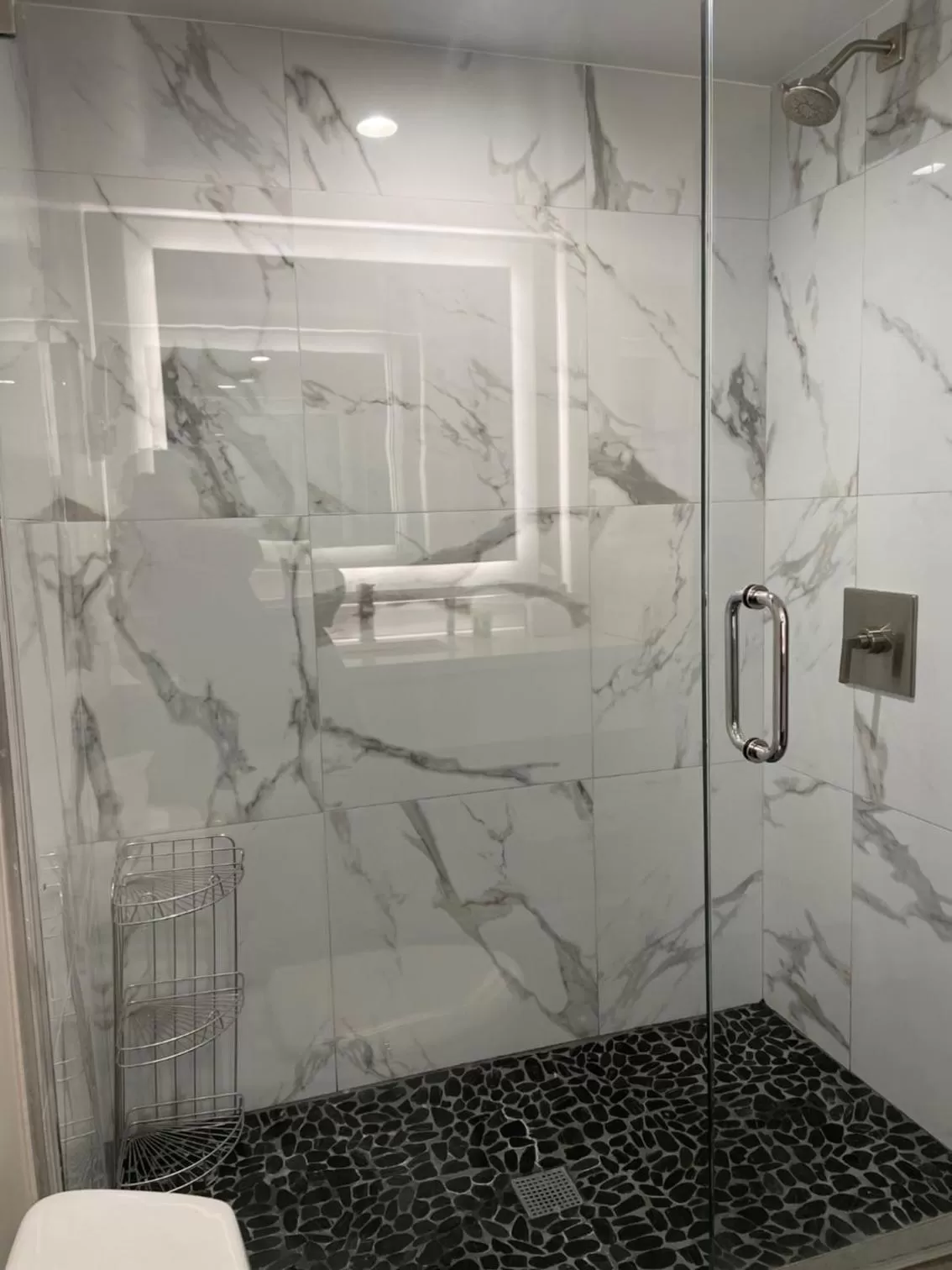 Hi View Inn & Suites