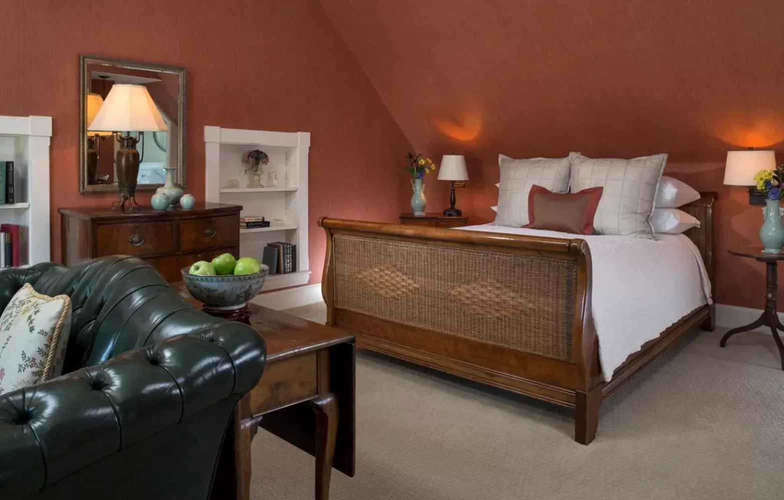 Deluxe Queen Room in Jackson House Inn Deluxe Queen Room in Jackson House Inn