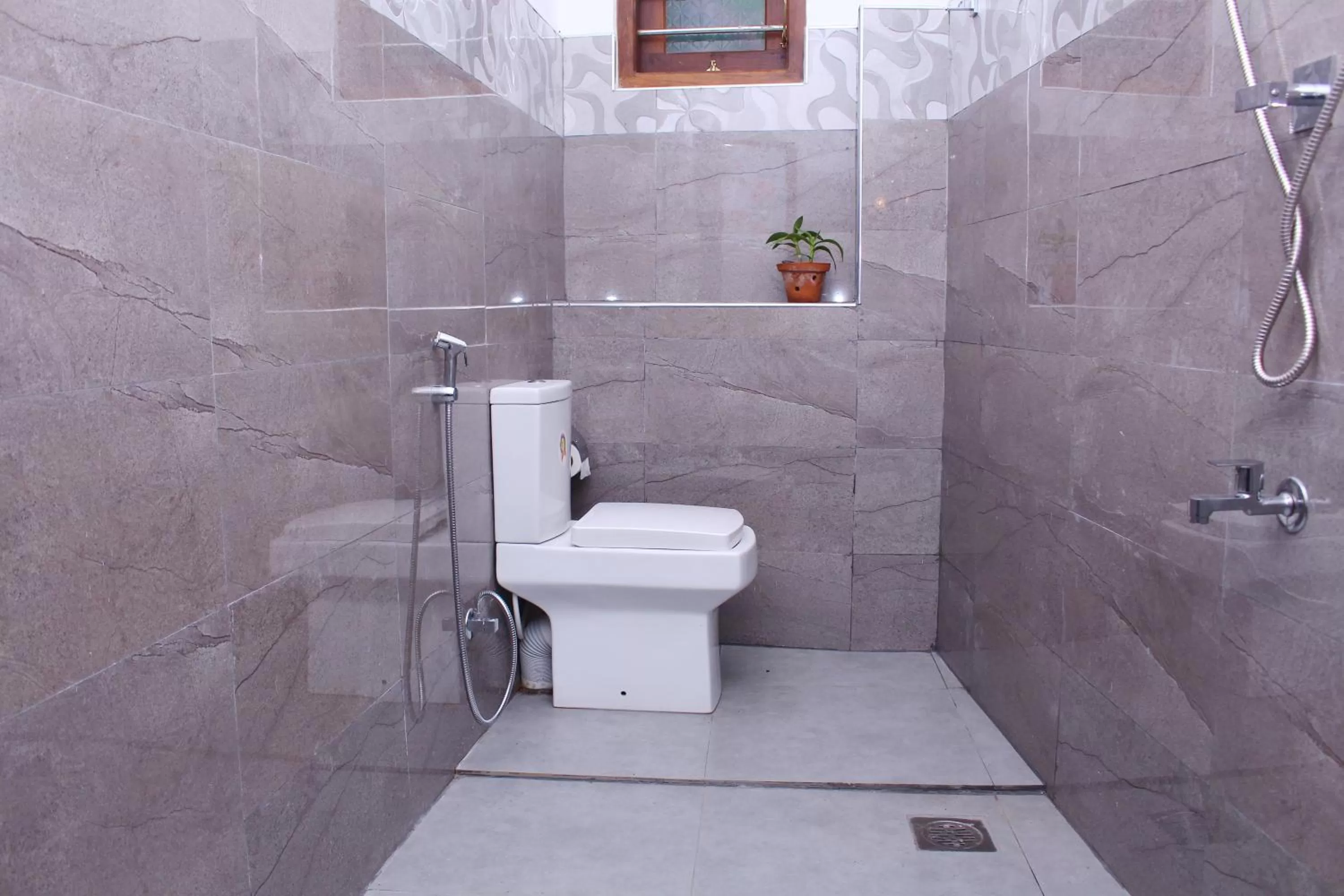 Bathroom in Turtle Reef Guest