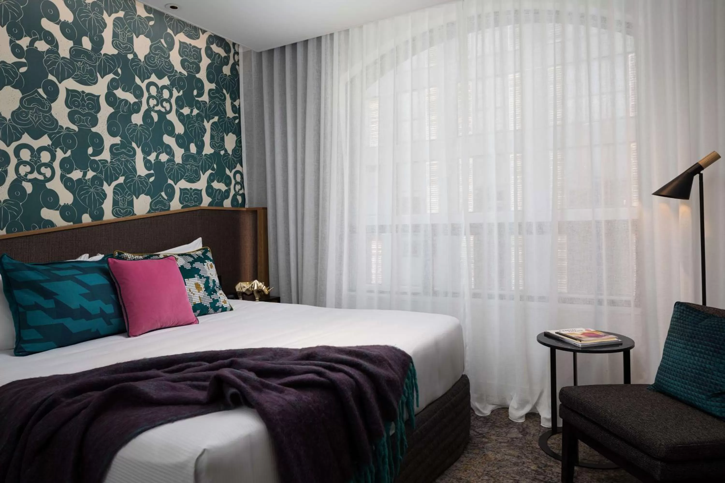 Bedroom, Bed in QT Wellington