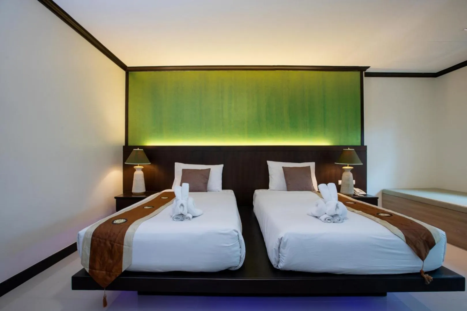Bed in Orchid Garden Hotel Patong
