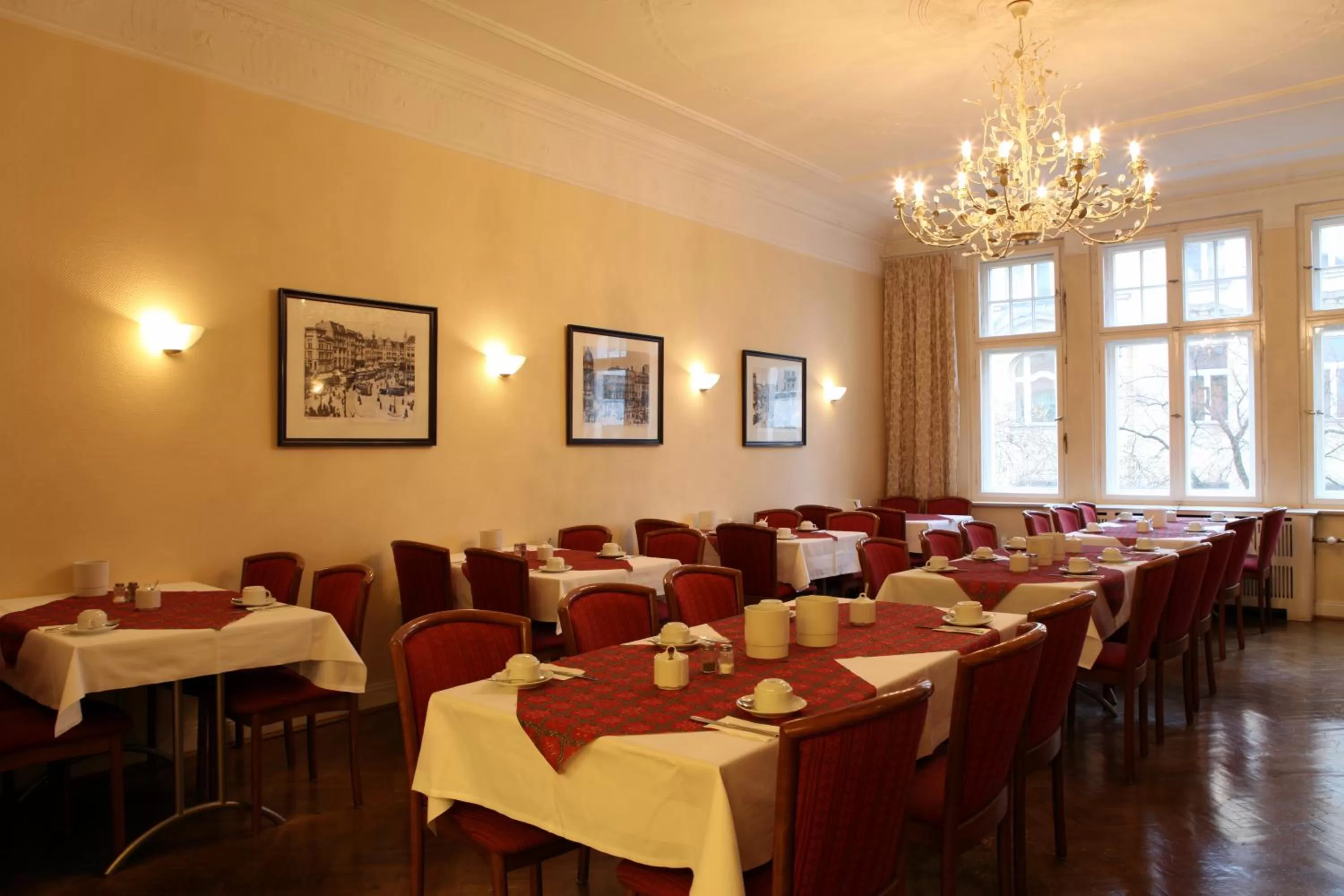 Restaurant/places to eat in Kurfürst am Kurfürstendamm