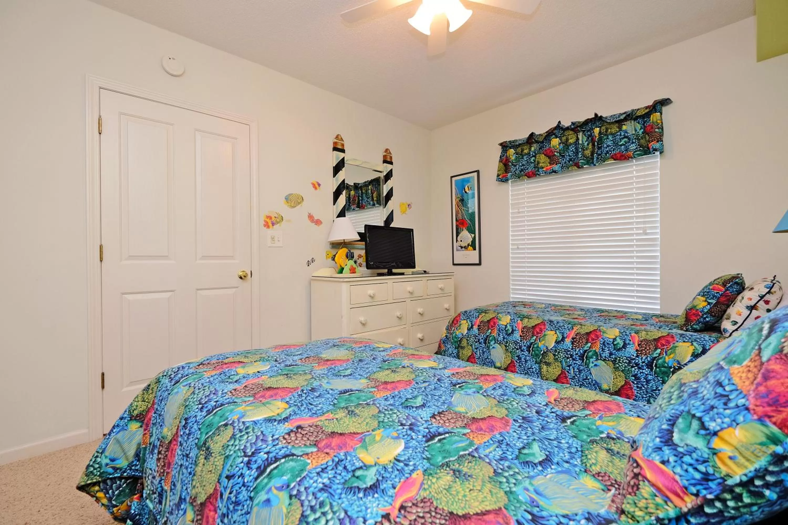 Bed in Litchfield Beach & Golf Resort