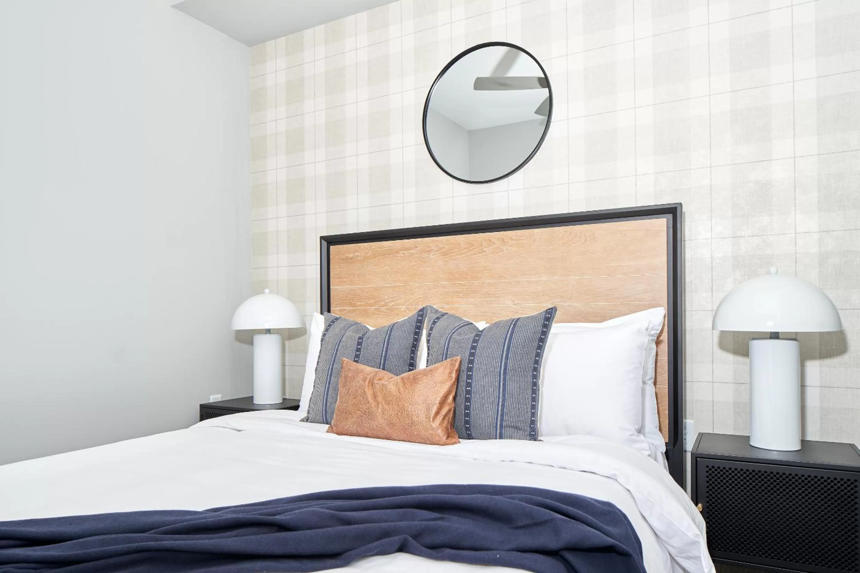 Living room, Bed in Sonder at LUNA