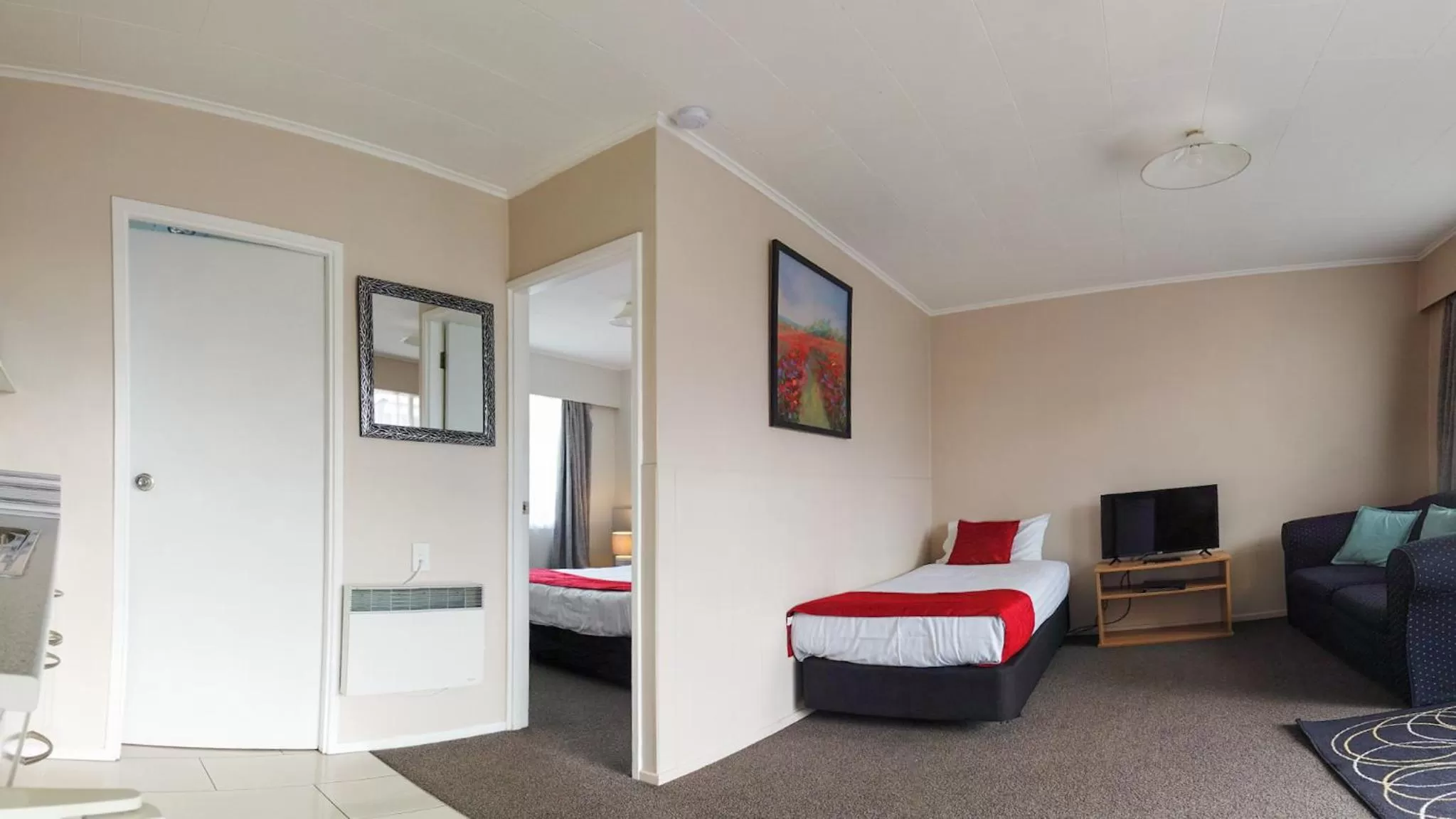 Bed in Fiesta Court Motel