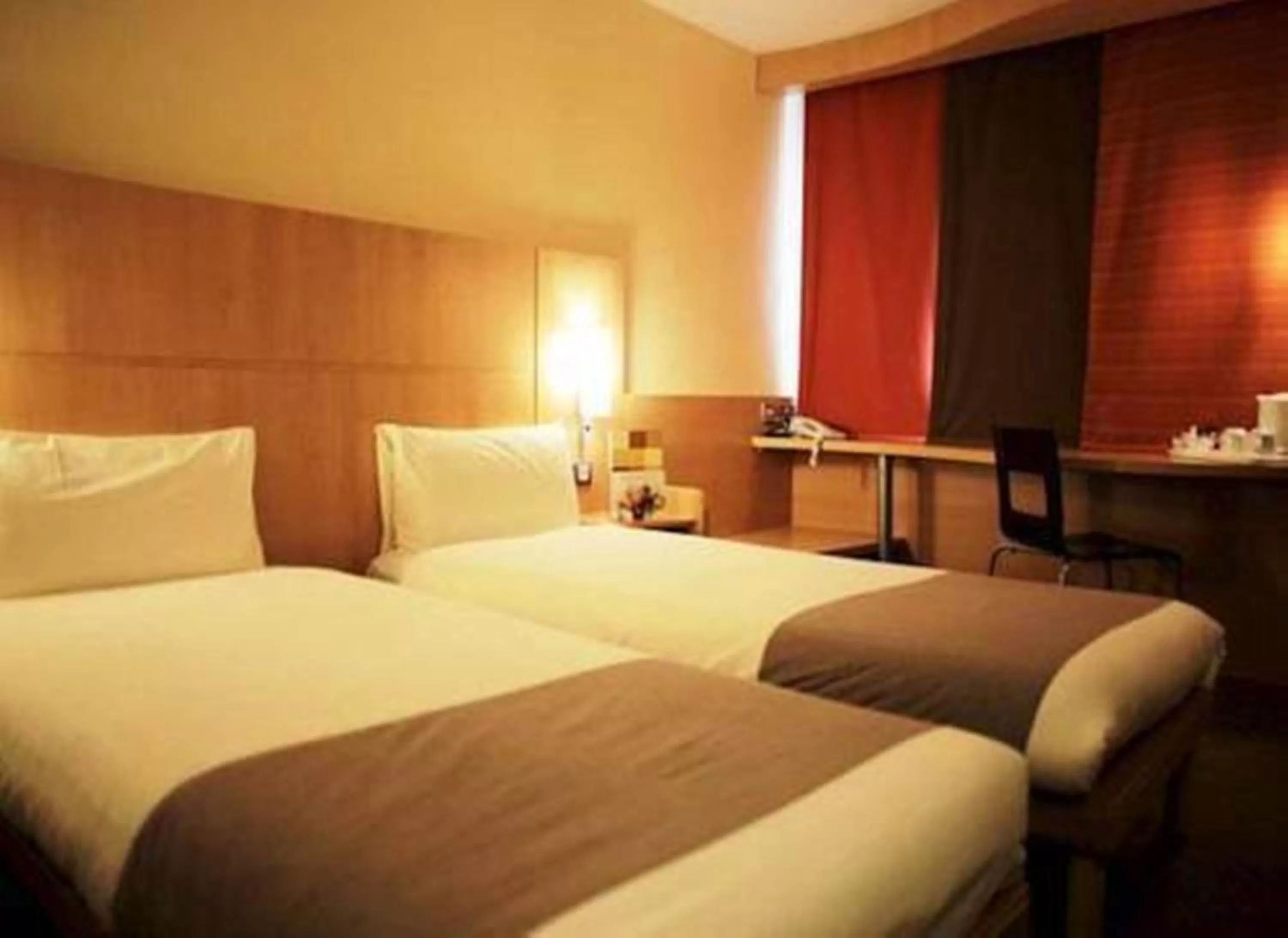 Bed in Ibis Riyadh Olaya Street