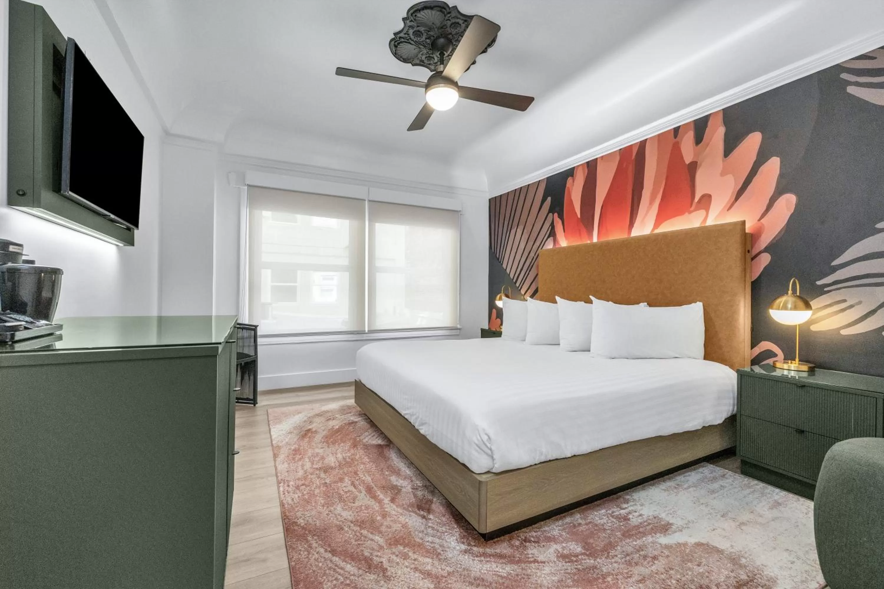 Bedroom, Bed in Nob Hill Hotel